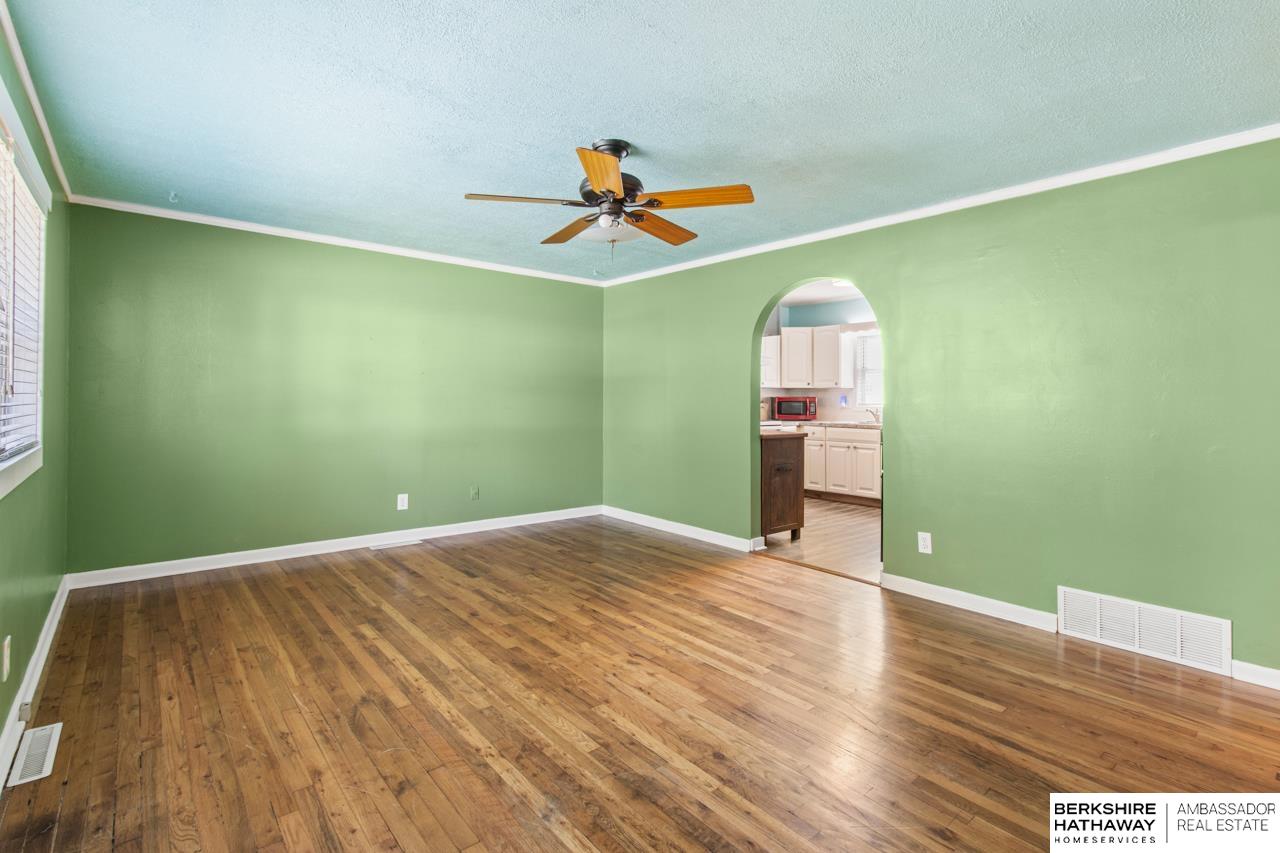 La Vista, Nebraska 68128, United States, 2 Bedrooms Bedrooms, ,2 BathroomsBathrooms,Residential,Pending,212624