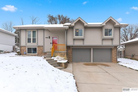 Photo of 11104 Jefferson Street, Omaha, NE 68137 (MLS # 22533776)
