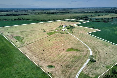 Photo of 451 County Road B, Ashland, NE 68003 (MLS # 22610709)