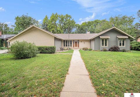Photo of 1521 Kingston Road, Lincoln, NE 68506 (MLS # 22534439)