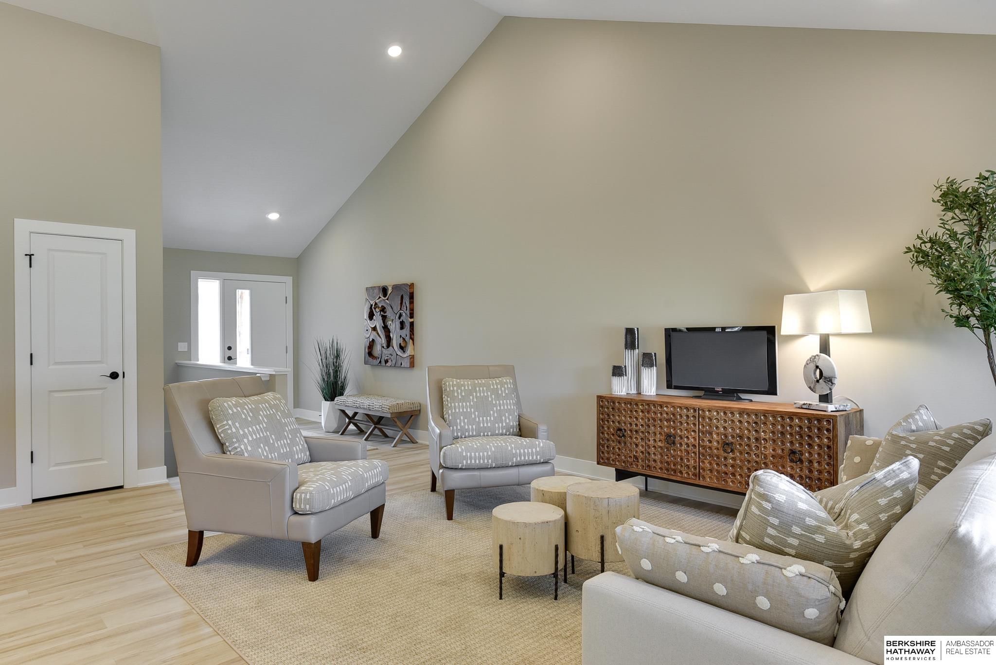 Elkhorn, Nebraska 68022, United States, 2 Bedrooms Bedrooms, ,2 BathroomsBathrooms,Residential,Active,125356