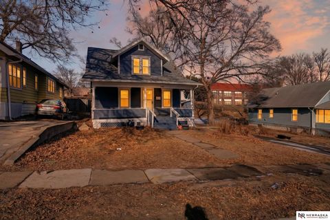 Photo of 4282 Wirt Street, Omaha, NE 68111 (MLS # 22602987)