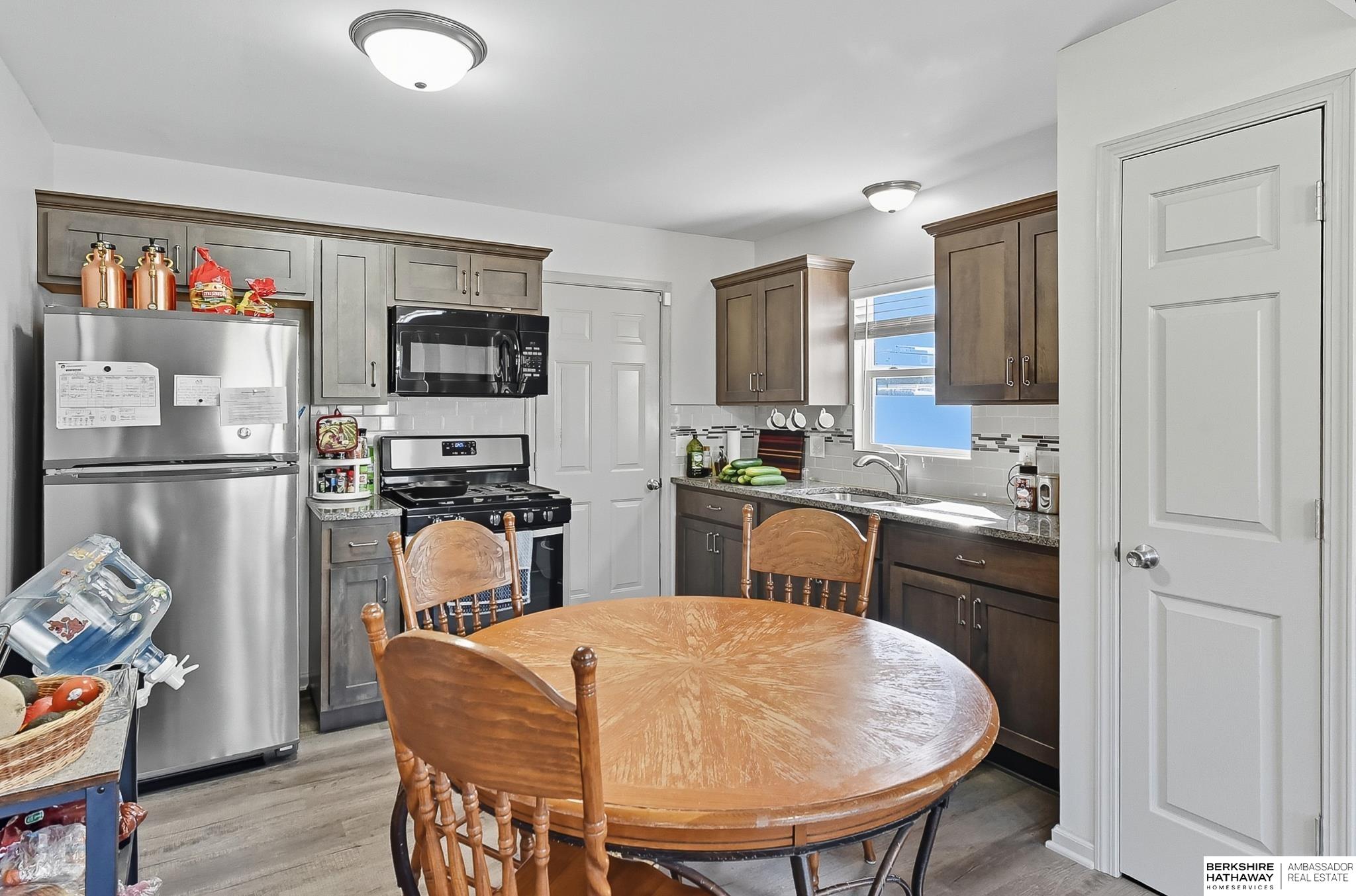 Omaha, Nebraska 68117, United States, 3 Bedrooms Bedrooms, ,1 BathroomBathrooms,Residential,Pending,236467