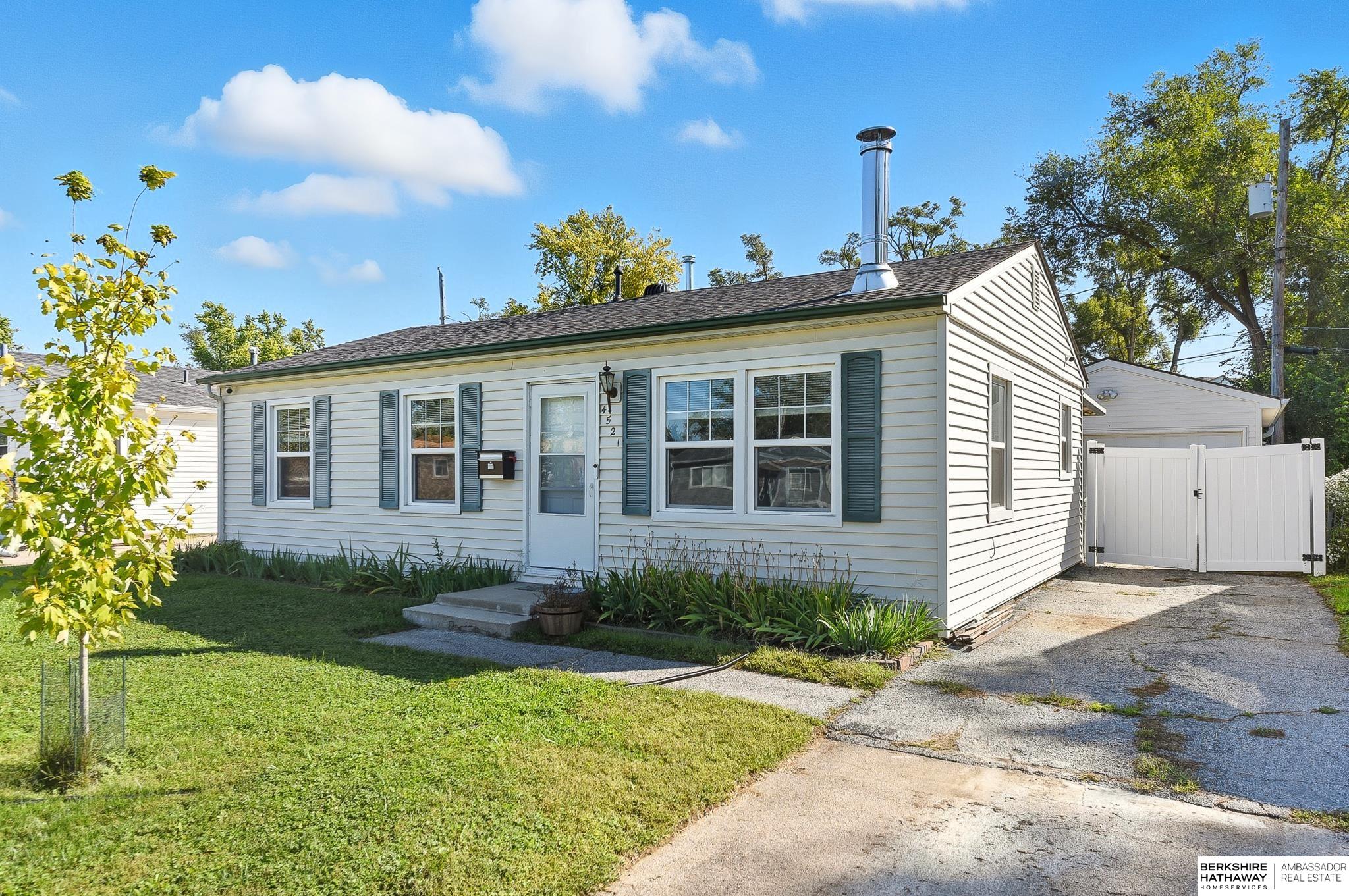 Omaha, Nebraska 68117, United States, 3 Bedrooms Bedrooms, ,1 BathroomBathrooms,Residential,Pending,236467