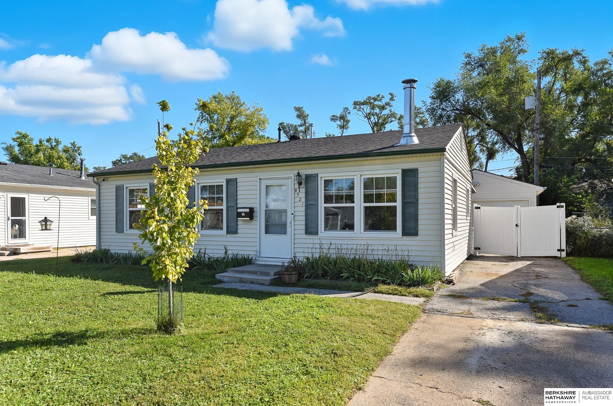 Omaha, Nebraska 68117, United States, 3 Bedrooms Bedrooms, ,1 BathroomBathrooms,Residential,Pending,236467