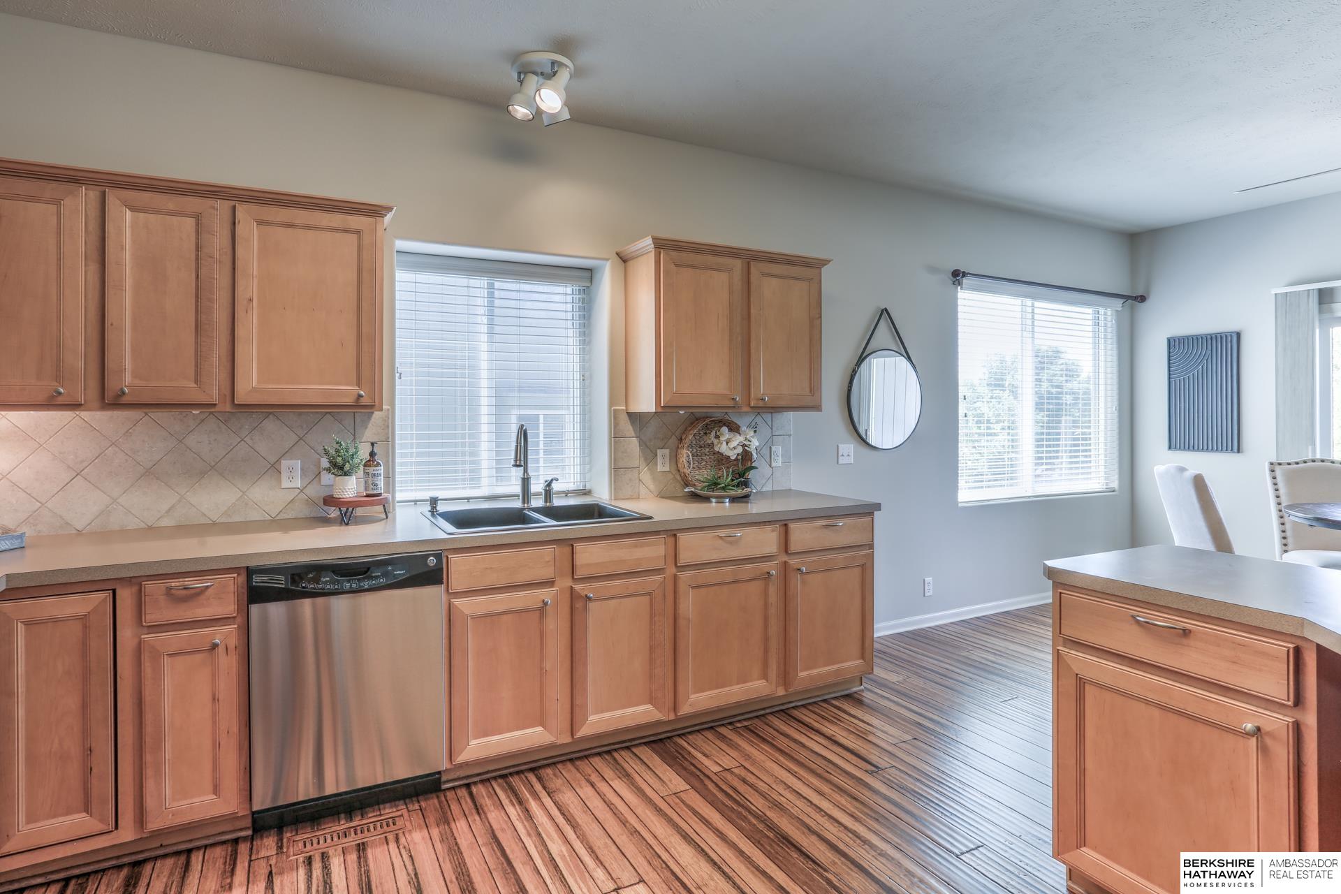 Omaha, Nebraska 68135, United States, 2 Bedrooms Bedrooms, ,2 BathroomsBathrooms,Residential,Active,159408