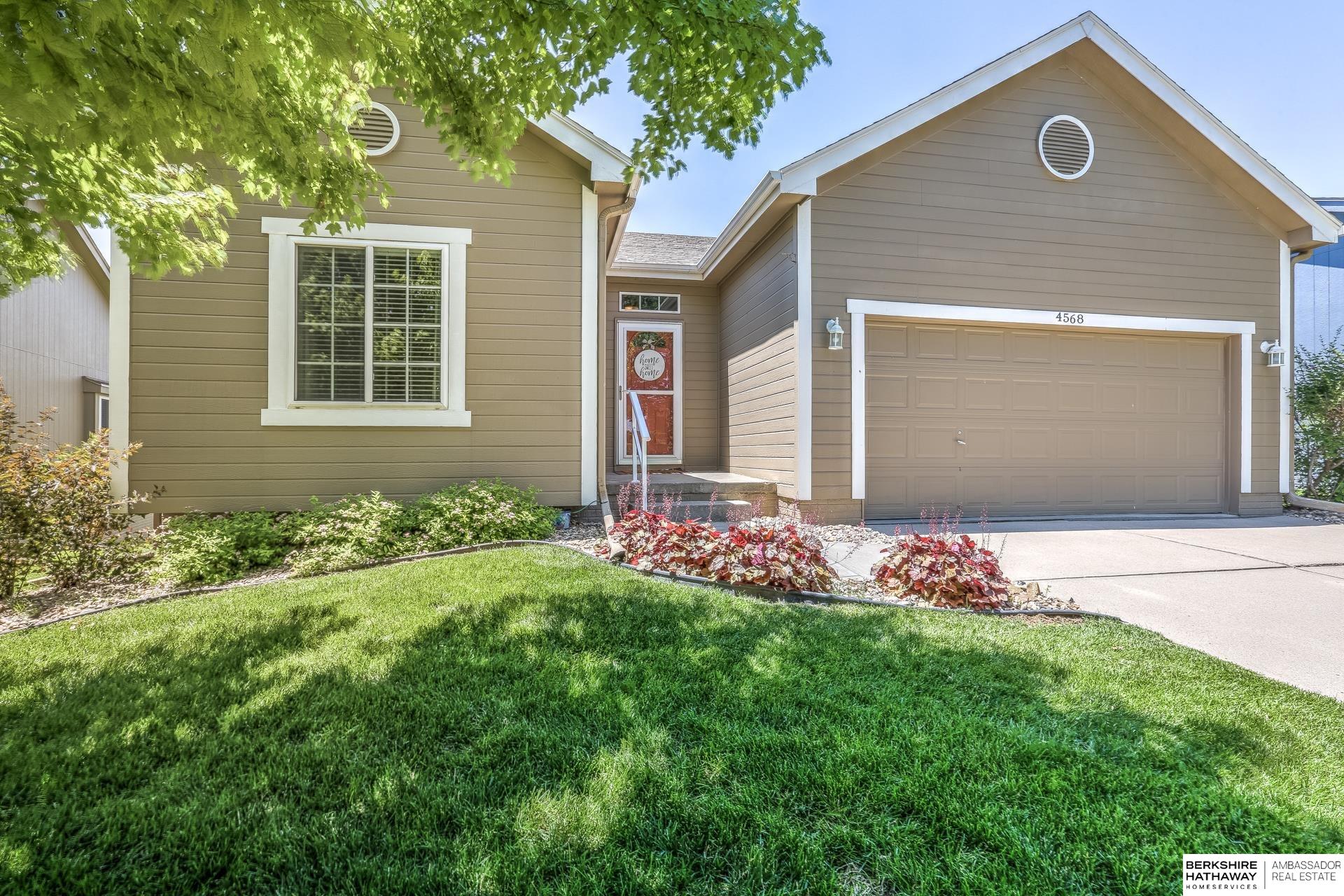 Omaha, Nebraska 68135, United States, 2 Bedrooms Bedrooms, ,2 BathroomsBathrooms,Residential,Active,159408 Omaha, Nebraska 68135, United States, 2 Bedrooms Bedrooms, ,2 BathroomsBathrooms,Residential,Active,159408