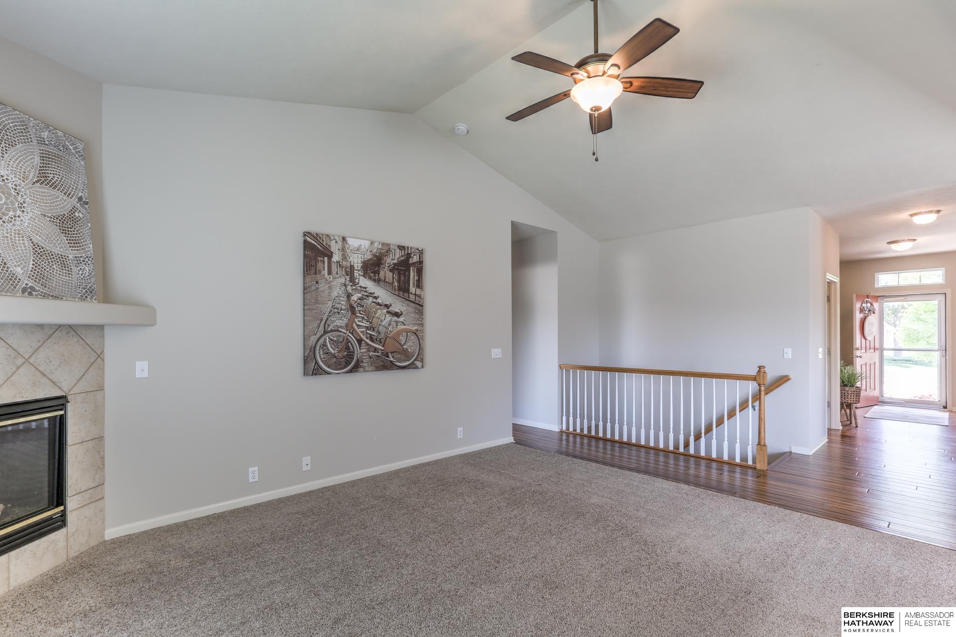 Omaha, Nebraska 68135, United States, 2 Bedrooms Bedrooms, ,2 BathroomsBathrooms,Residential,Active,159408