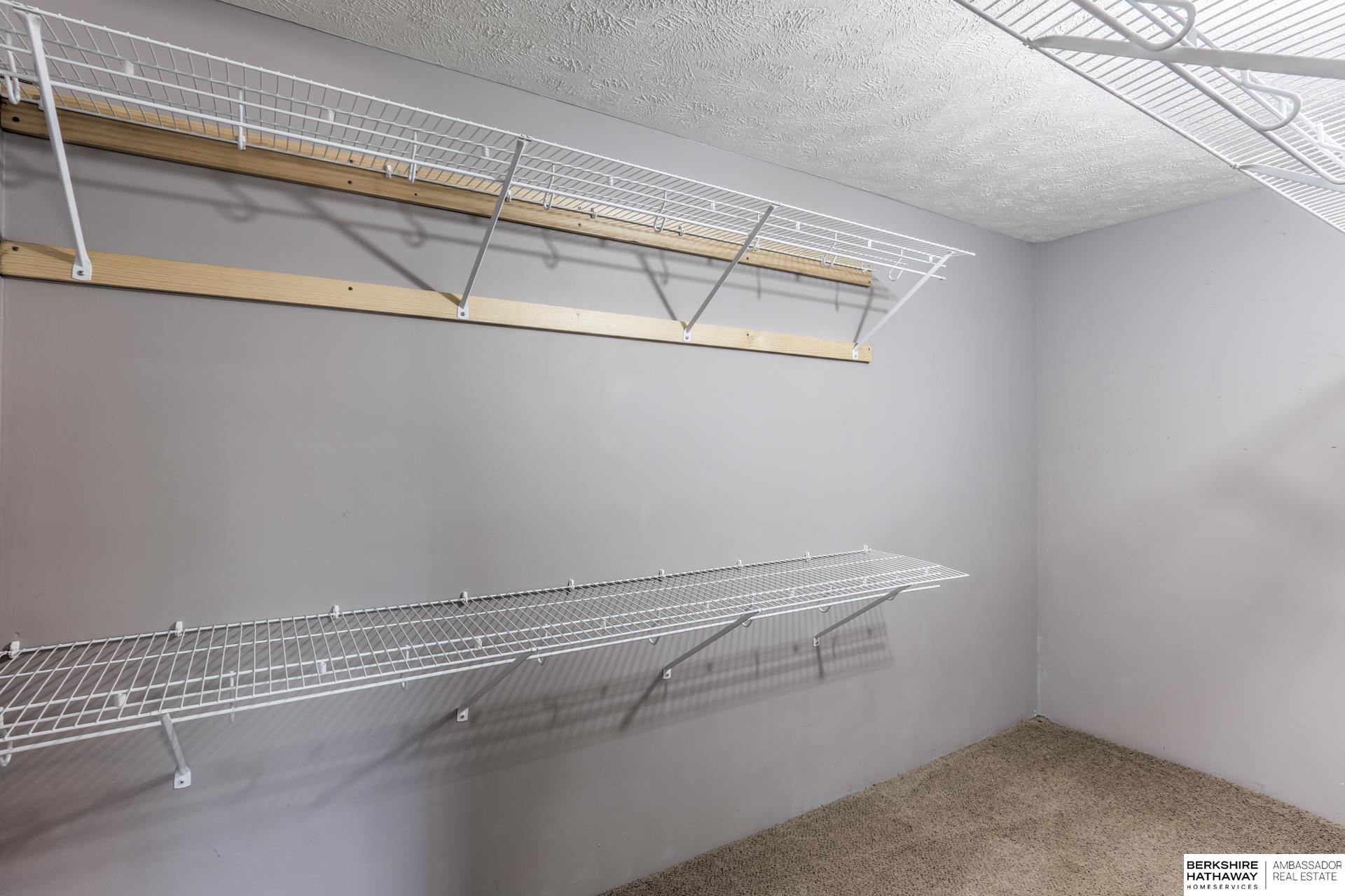 Omaha, Nebraska 68135, United States, 2 Bedrooms Bedrooms, ,2 BathroomsBathrooms,Residential,Active,159408