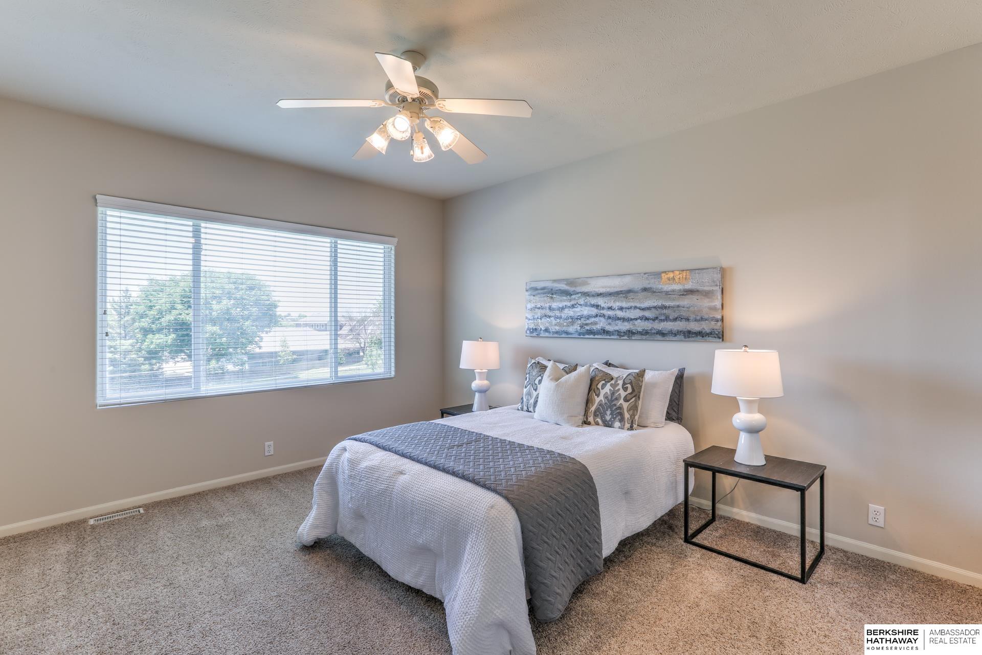 Omaha, Nebraska 68135, United States, 2 Bedrooms Bedrooms, ,2 BathroomsBathrooms,Residential,Active,159408