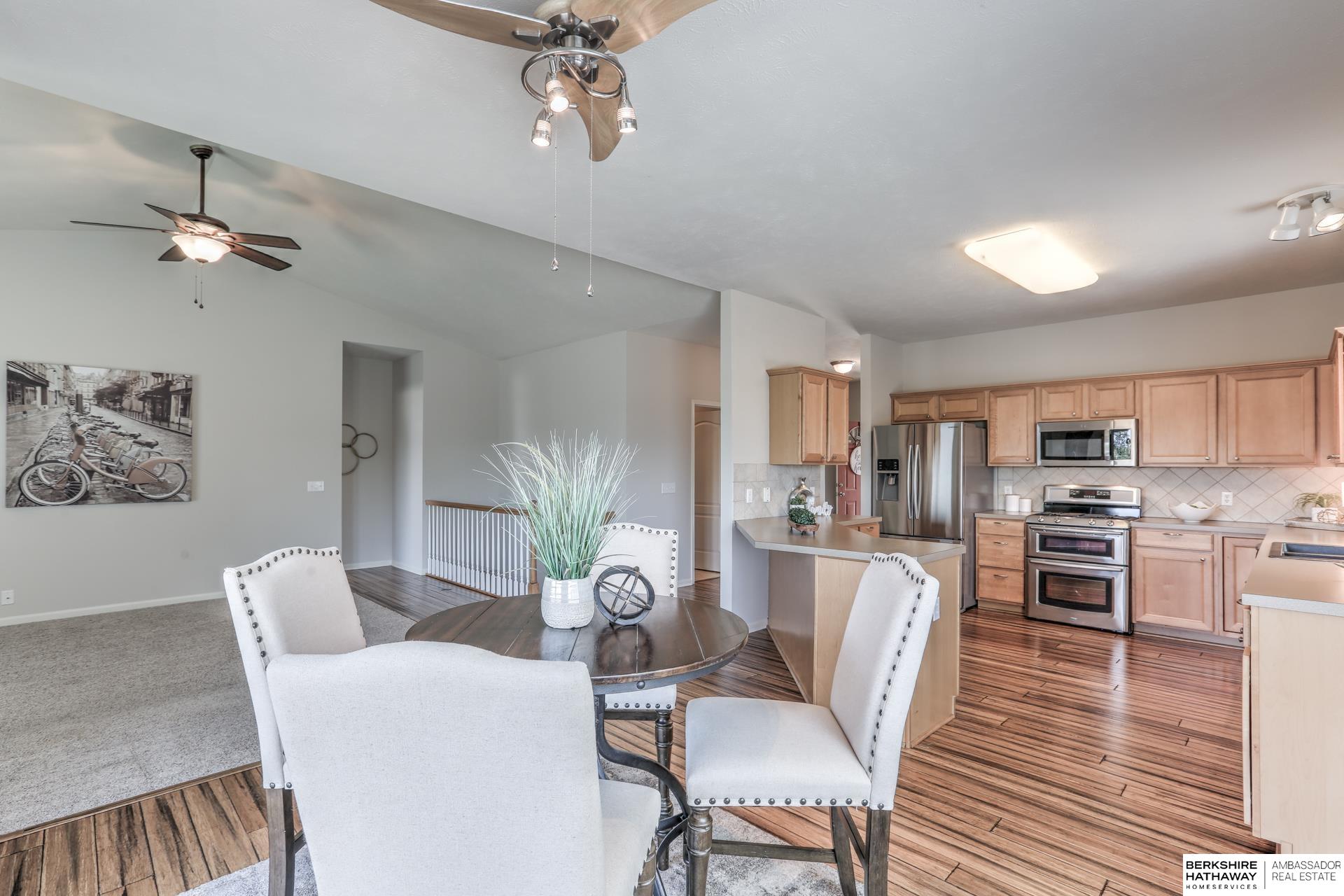 Omaha, Nebraska 68135, United States, 2 Bedrooms Bedrooms, ,2 BathroomsBathrooms,Residential,Active,159408