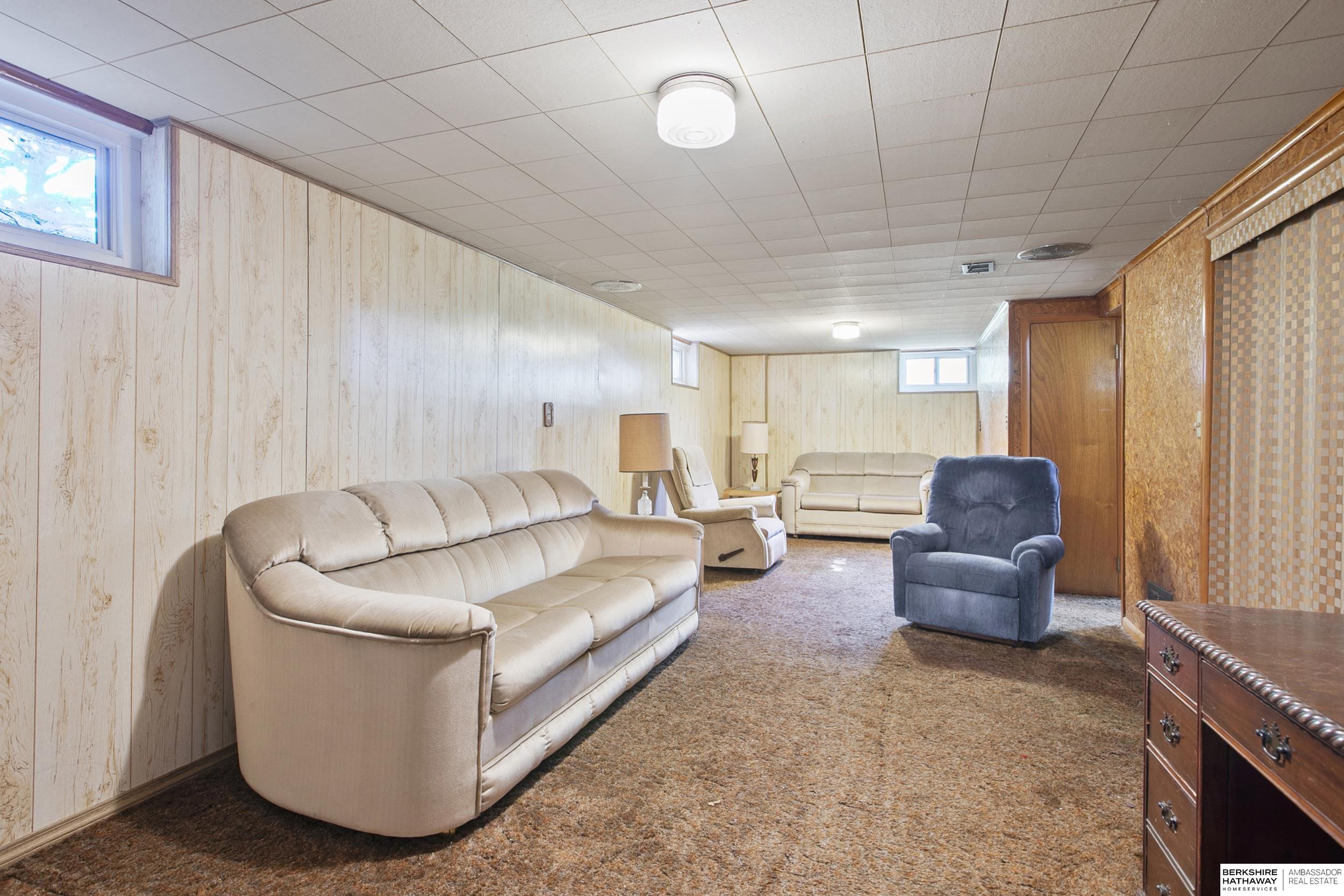 Lincoln, Nebraska 68506, United States, 2 Bedrooms Bedrooms, ,2 BathroomsBathrooms,Residential,Active,179872