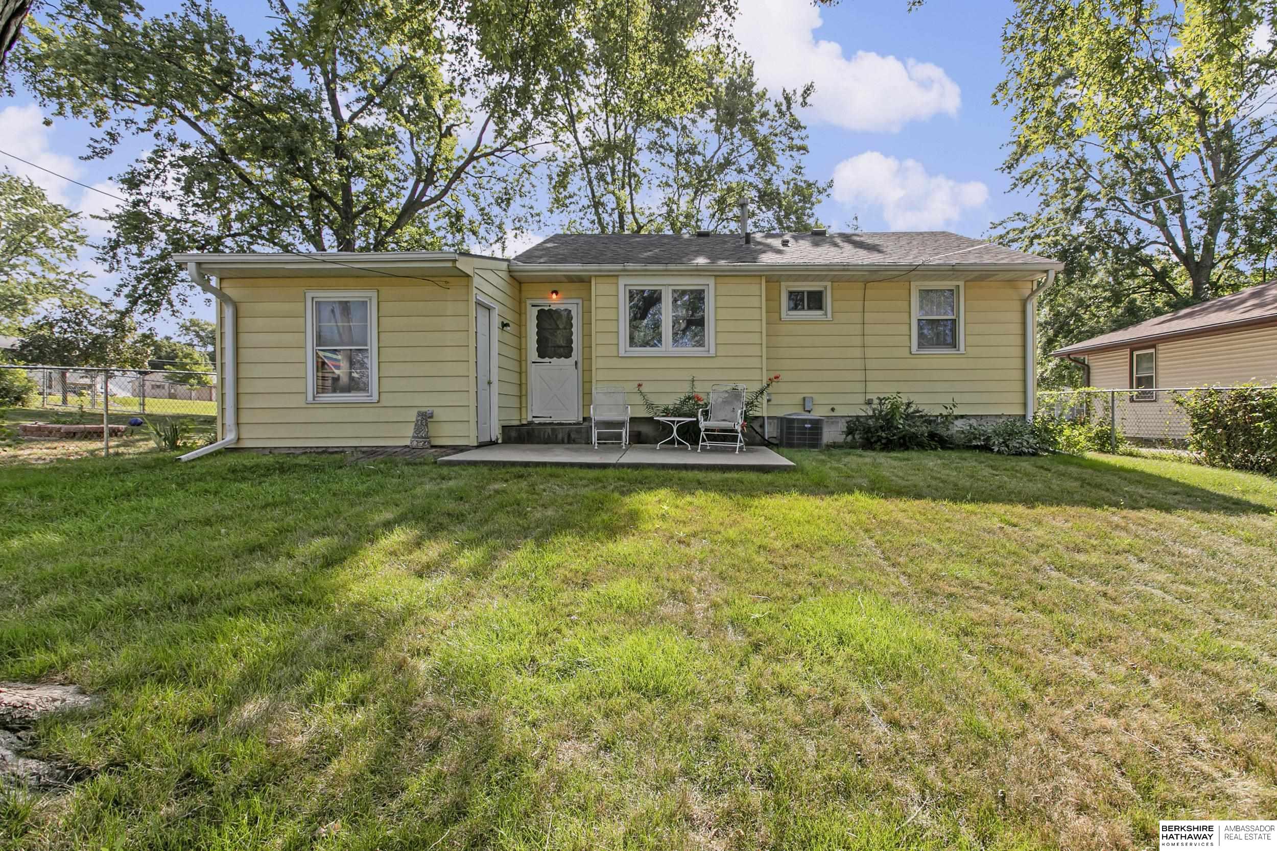 Lincoln, Nebraska 68506, United States, 2 Bedrooms Bedrooms, ,2 BathroomsBathrooms,Residential,Active,179872