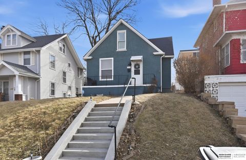 Photo of 3123 Mason Street, Omaha, NE 68105 (MLS # 22603811)