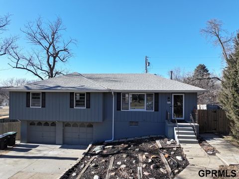 Photo of 4312 N 85 Avenue Circle, Omaha, NE 68134 (MLS # 22604165)