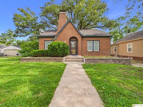 Photo of 706 14th Street, Auburn, NE 68305 (MLS # 22614399)