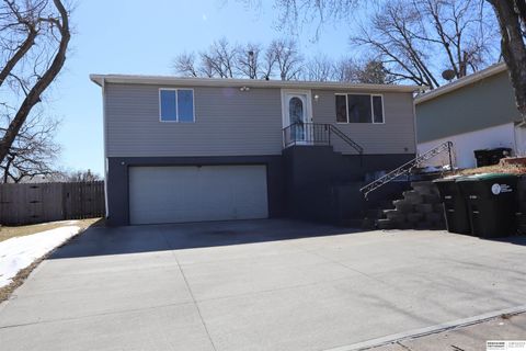 Photo of 15179 Jefferson Street, Omaha, NE 68137 (MLS # 22604722)