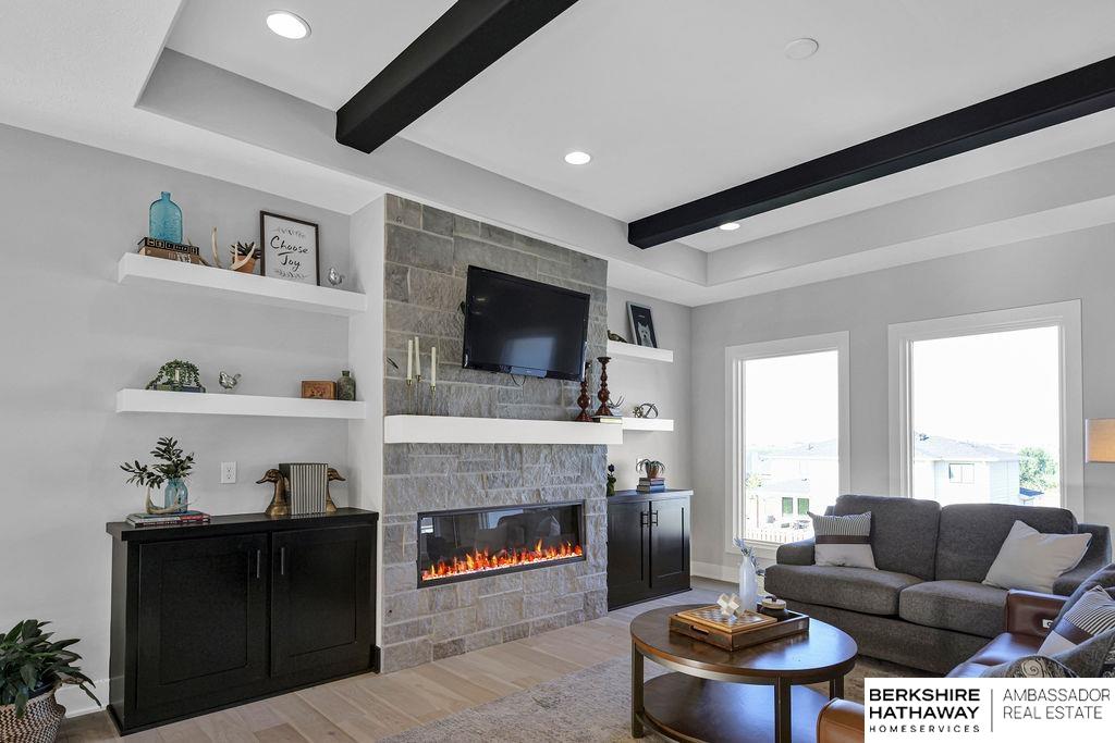 Elkhorn, Nebraska 68022, United States, 5 Bedrooms Bedrooms, ,3 BathroomsBathrooms,Residential,Active,168520