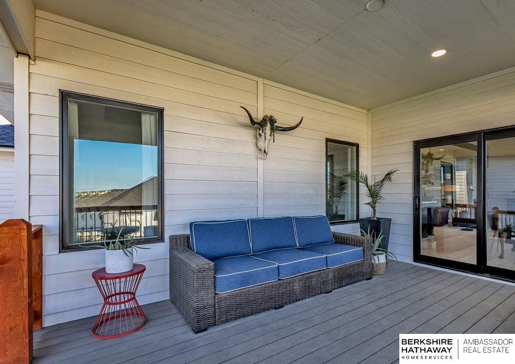 Elkhorn, Nebraska 68022, United States, 5 Bedrooms Bedrooms, ,3 BathroomsBathrooms,Residential,Active,168520