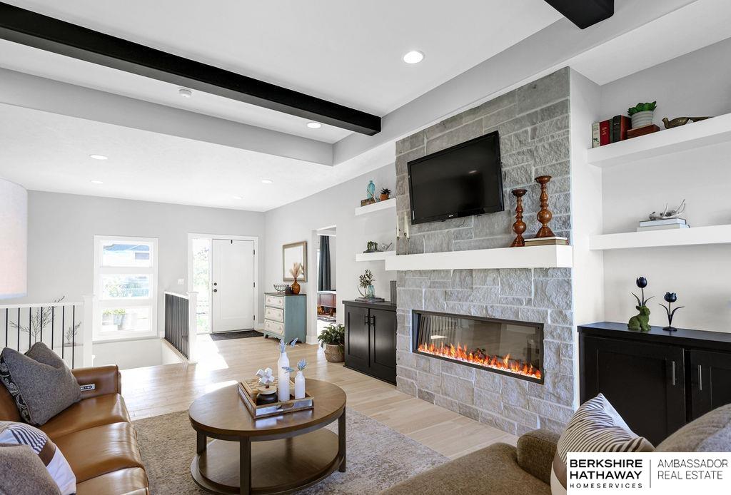 Elkhorn, Nebraska 68022, United States, 5 Bedrooms Bedrooms, ,3 BathroomsBathrooms,Residential,Active,168520