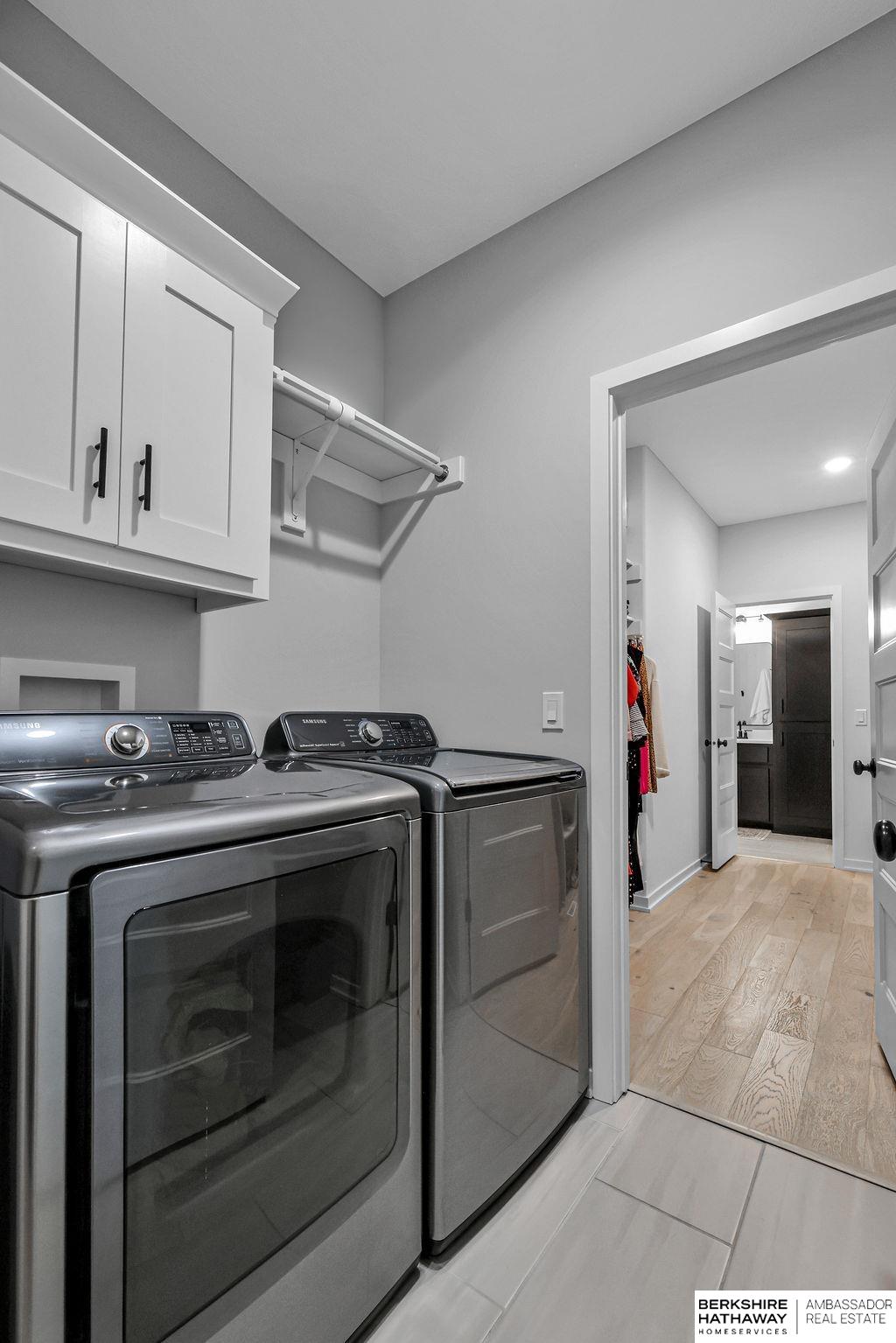 Elkhorn, Nebraska 68022, United States, 5 Bedrooms Bedrooms, ,3 BathroomsBathrooms,Residential,Active,168520