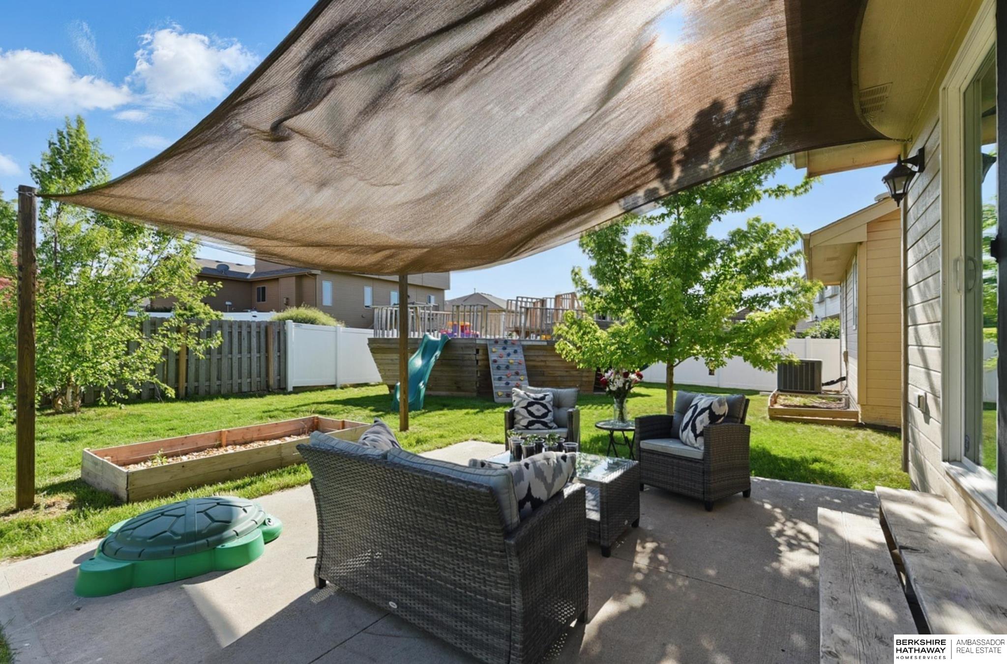 Papillion, Nebraska 68133, United States, 4 Bedrooms Bedrooms, ,3 BathroomsBathrooms,Residential,Active,129213