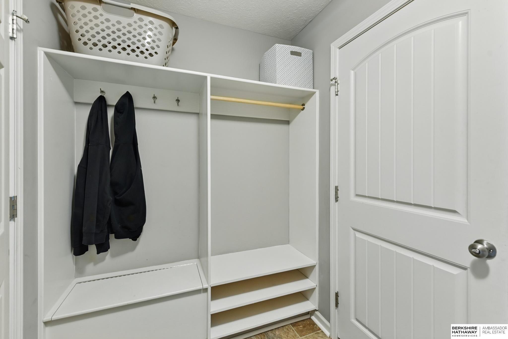 Papillion, Nebraska 68133, United States, 4 Bedrooms Bedrooms, ,3 BathroomsBathrooms,Residential,Active,129213