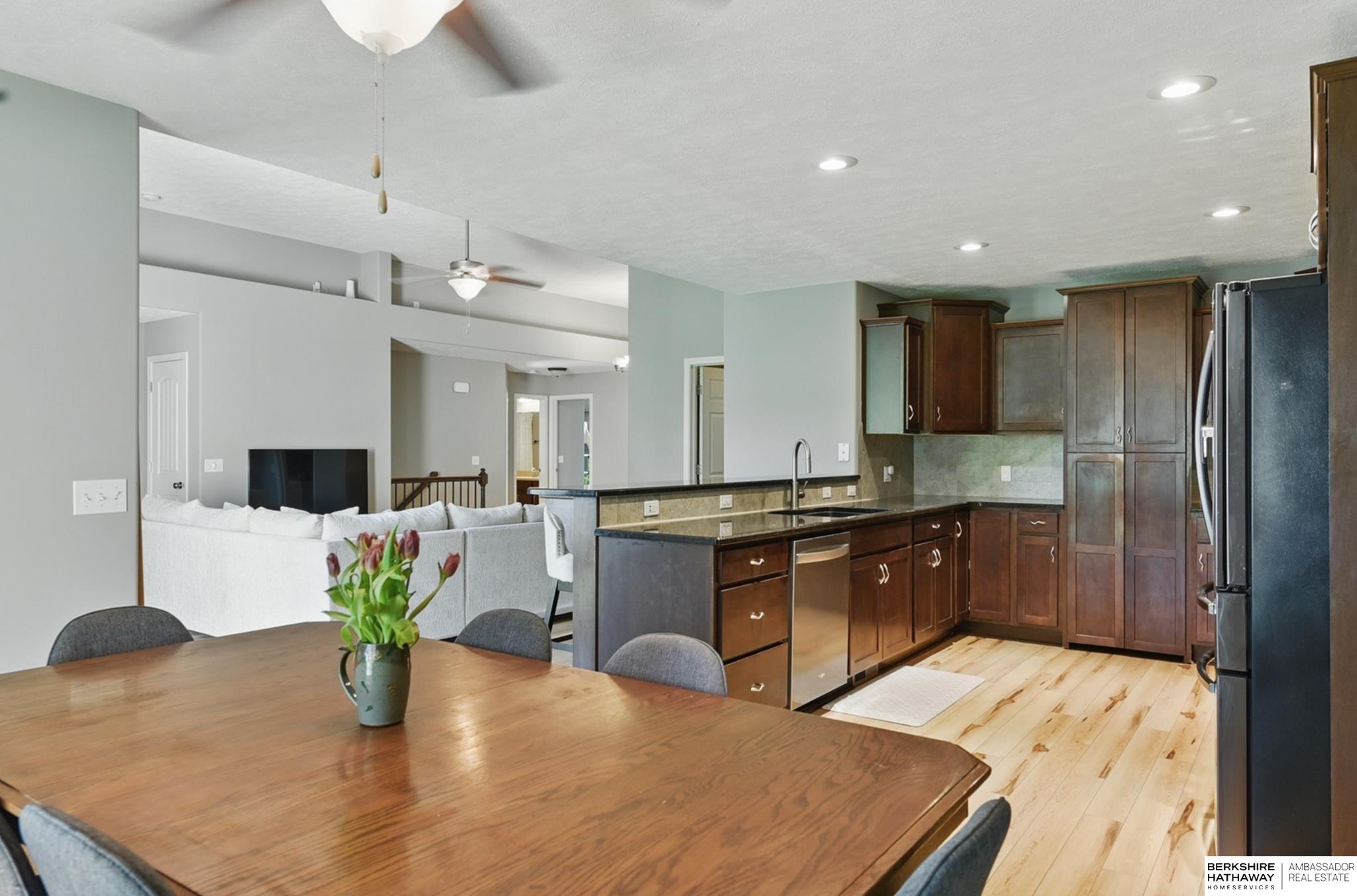 Papillion, Nebraska 68133, United States, 4 Bedrooms Bedrooms, ,3 BathroomsBathrooms,Residential,Active,129213