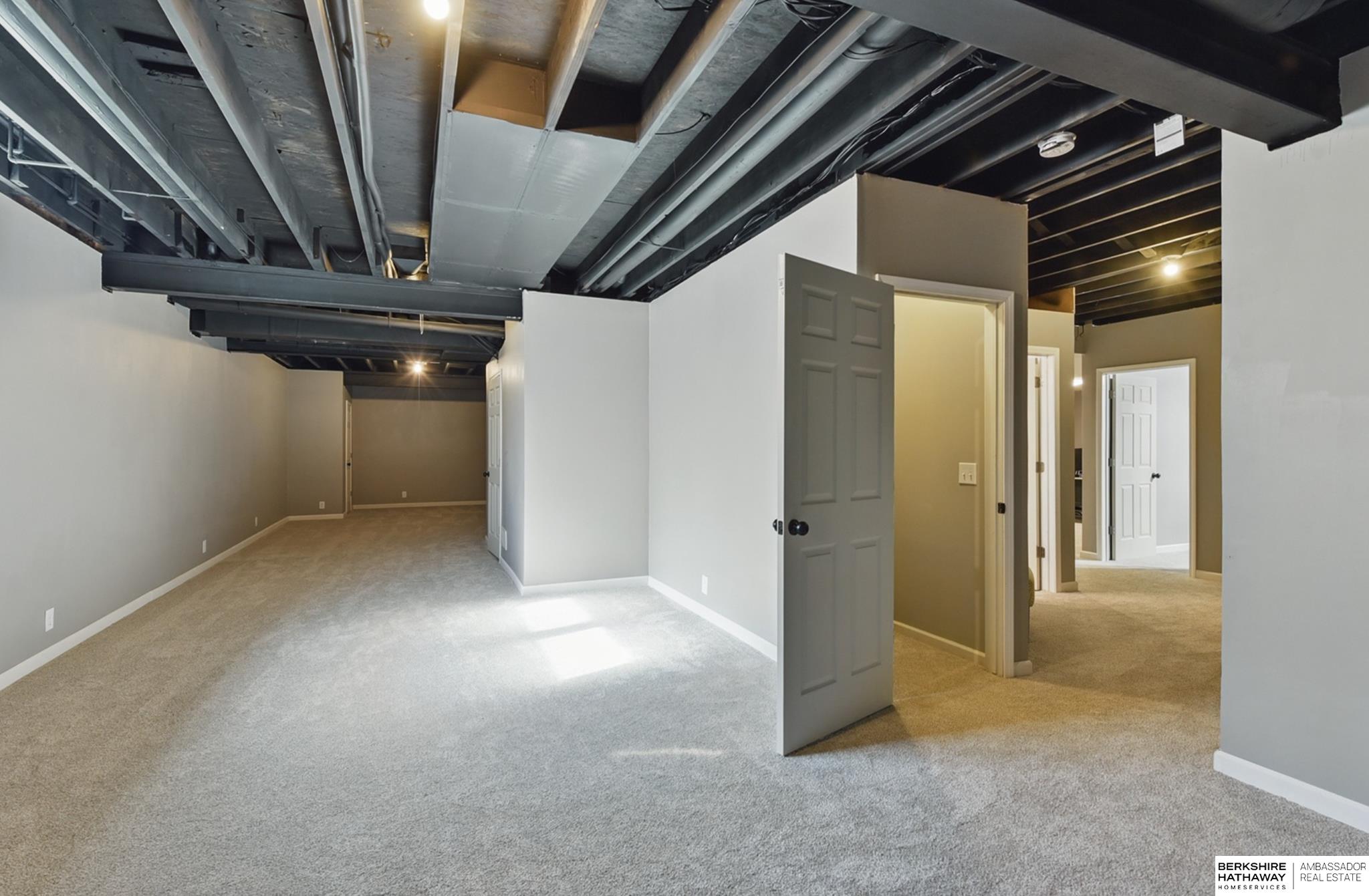 Papillion, Nebraska 68133, United States, 4 Bedrooms Bedrooms, ,3 BathroomsBathrooms,Residential,Active,129213