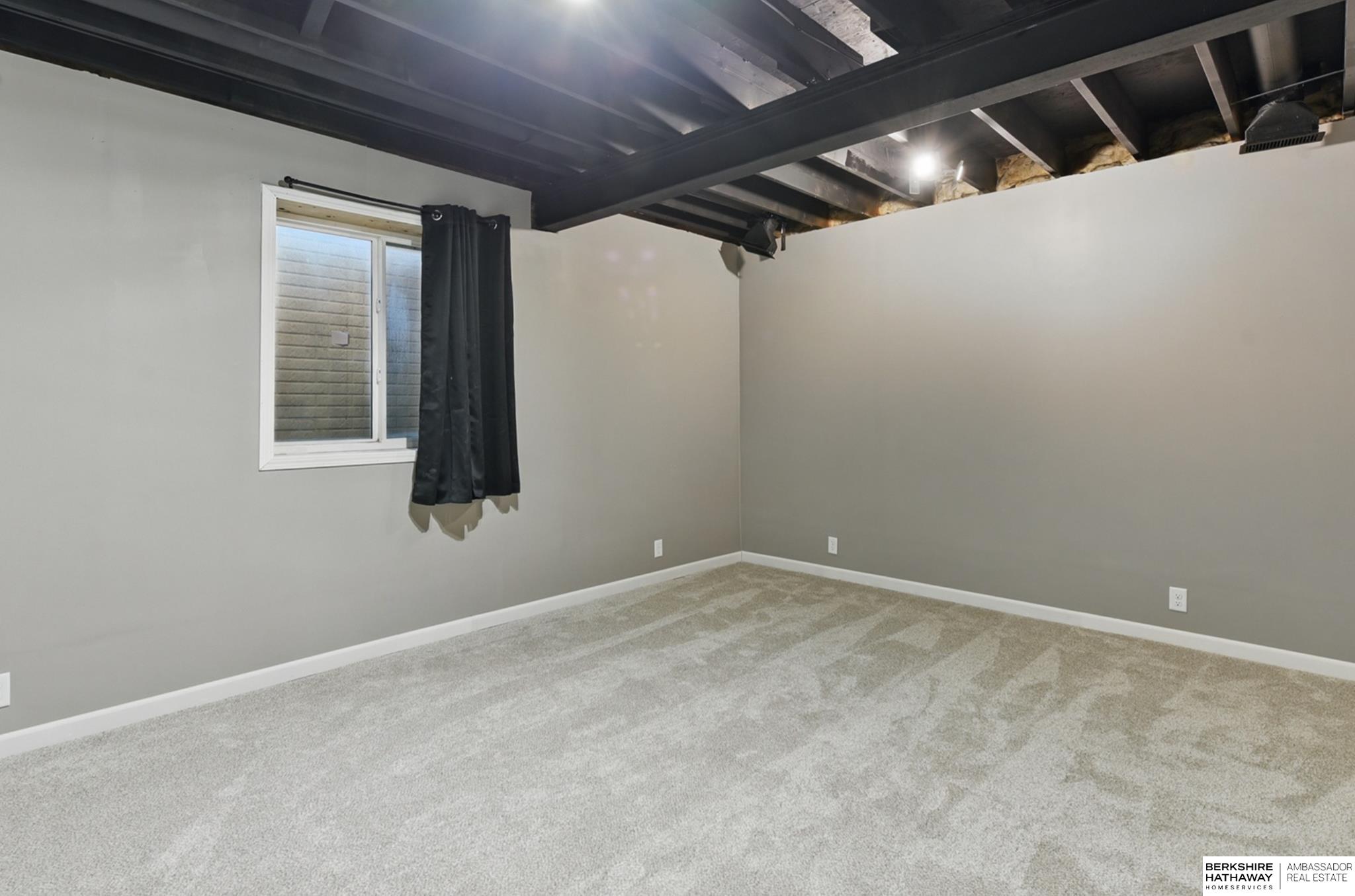 Papillion, Nebraska 68133, United States, 4 Bedrooms Bedrooms, ,3 BathroomsBathrooms,Residential,Active,129213