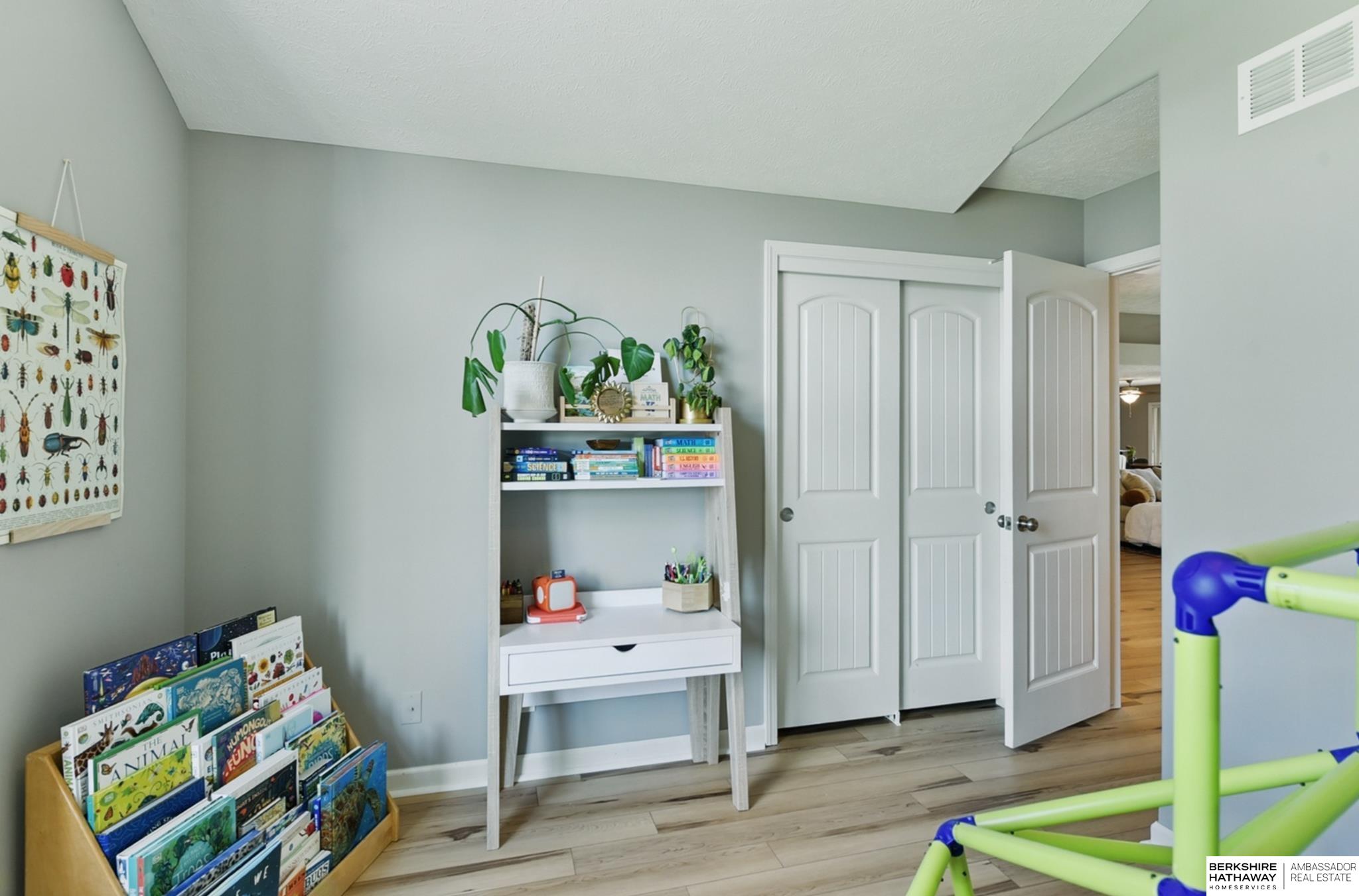 Papillion, Nebraska 68133, United States, 4 Bedrooms Bedrooms, ,3 BathroomsBathrooms,Residential,Active,129213