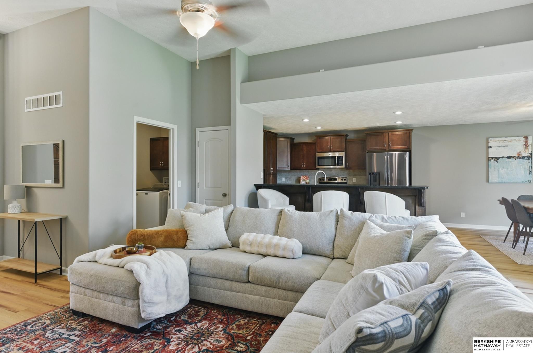 Papillion, Nebraska 68133, United States, 4 Bedrooms Bedrooms, ,3 BathroomsBathrooms,Residential,Active,129213