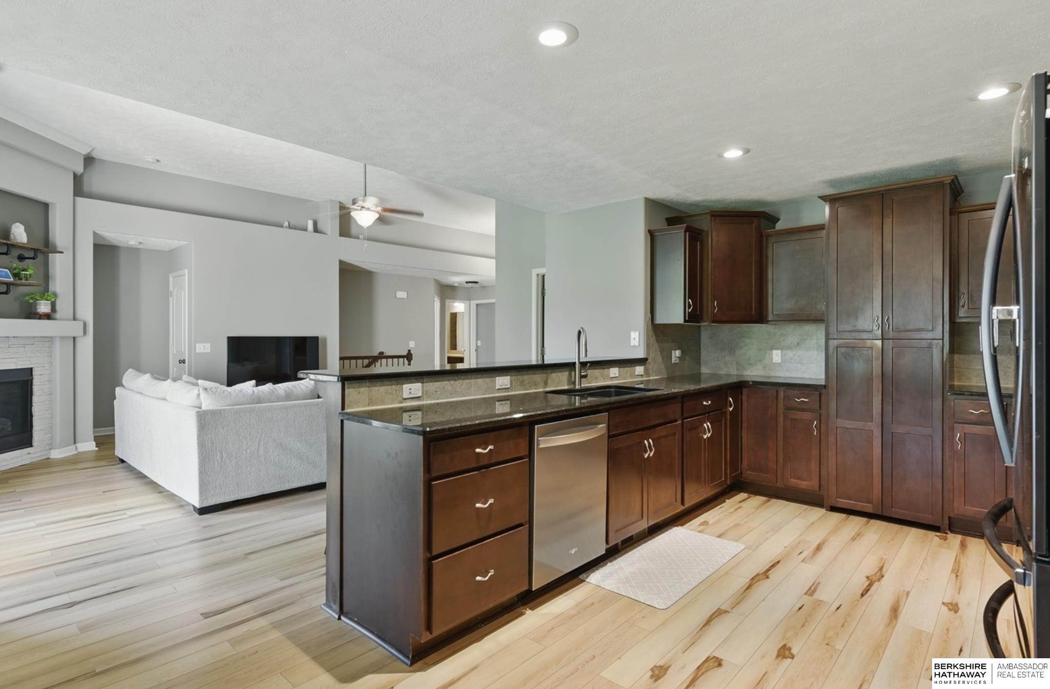 Papillion, Nebraska 68133, United States, 4 Bedrooms Bedrooms, ,3 BathroomsBathrooms,Residential,Active,129213