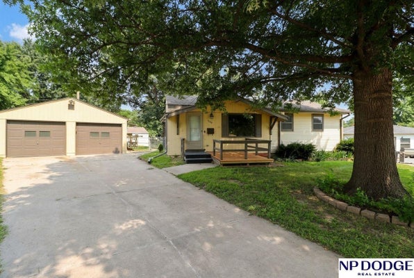 9248 FOWLER CIR, OMAHA, NE 68134 - Image f1010f5e2cafa3dbc52703a64e1486aa/3130064516