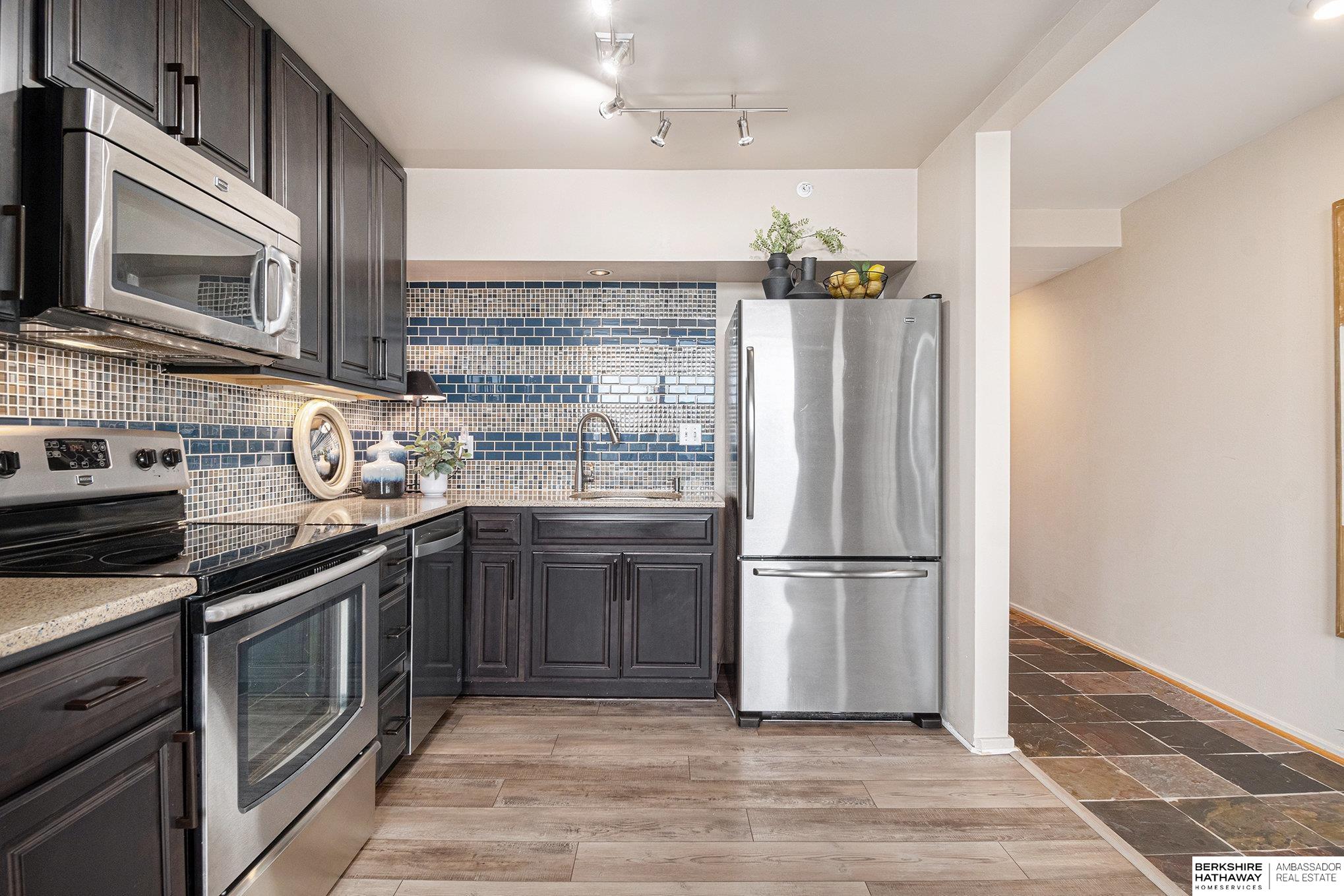 Omaha, Nebraska 68131, United States, 2 Bedrooms Bedrooms, ,2 BathroomsBathrooms,Residential,Active,136993