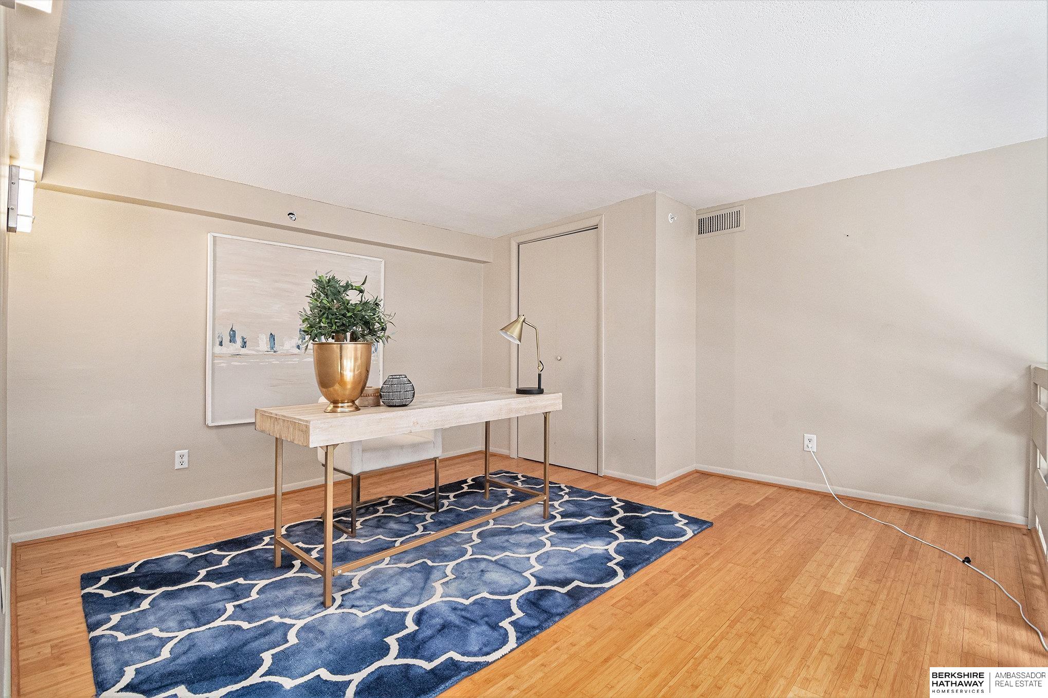 Omaha, Nebraska 68131, United States, 2 Bedrooms Bedrooms, ,2 BathroomsBathrooms,Residential,Active,136993