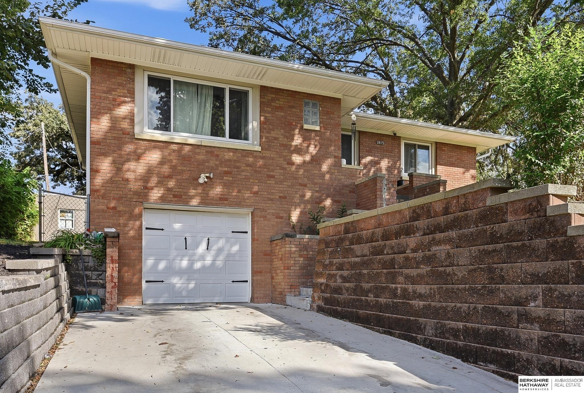 2615 S 15th Street