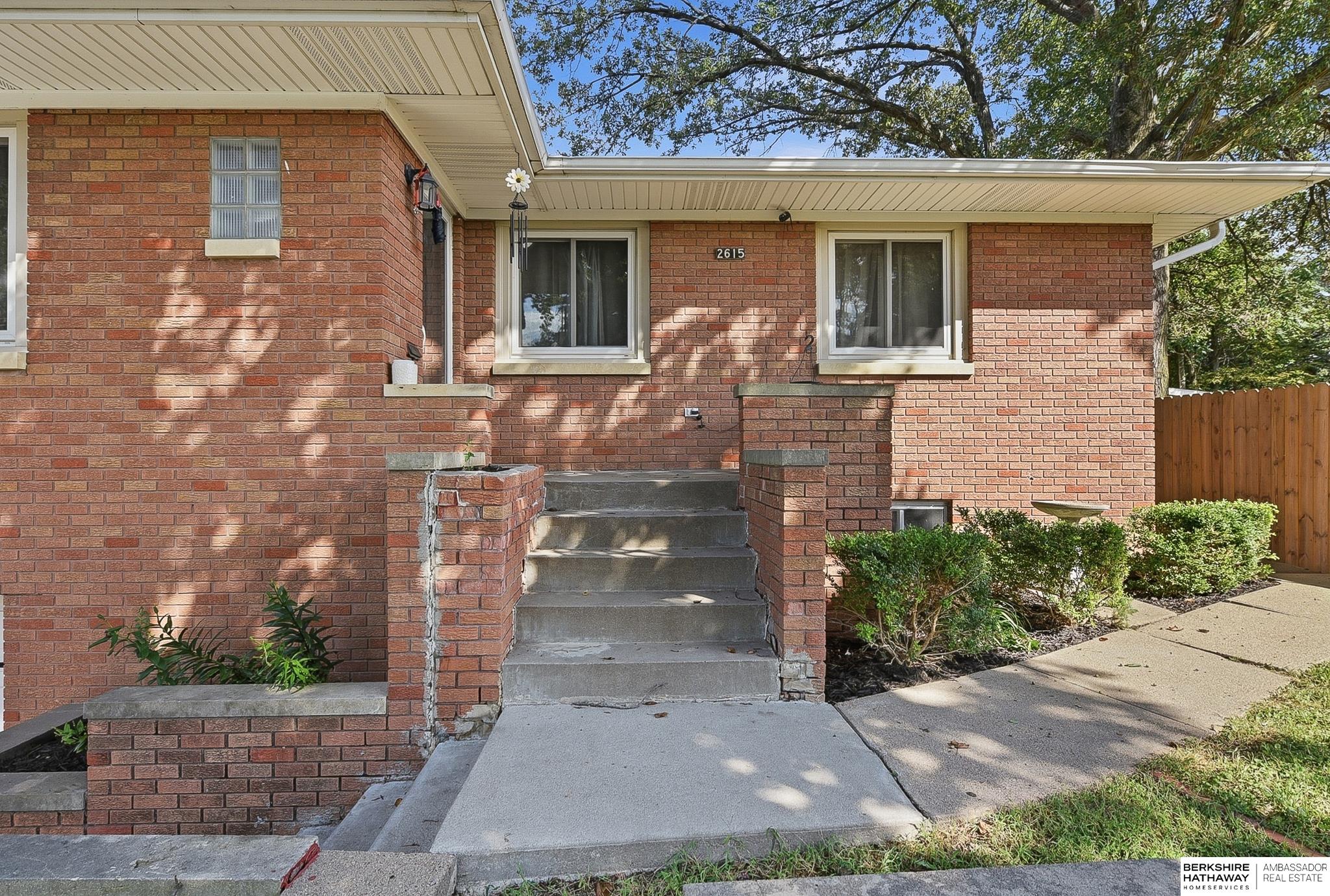 2615 S 15th Street