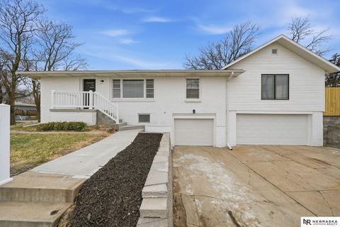 Photo of 3301 N 14th Street, Lincoln, NE 68521 (MLS # 22609809)