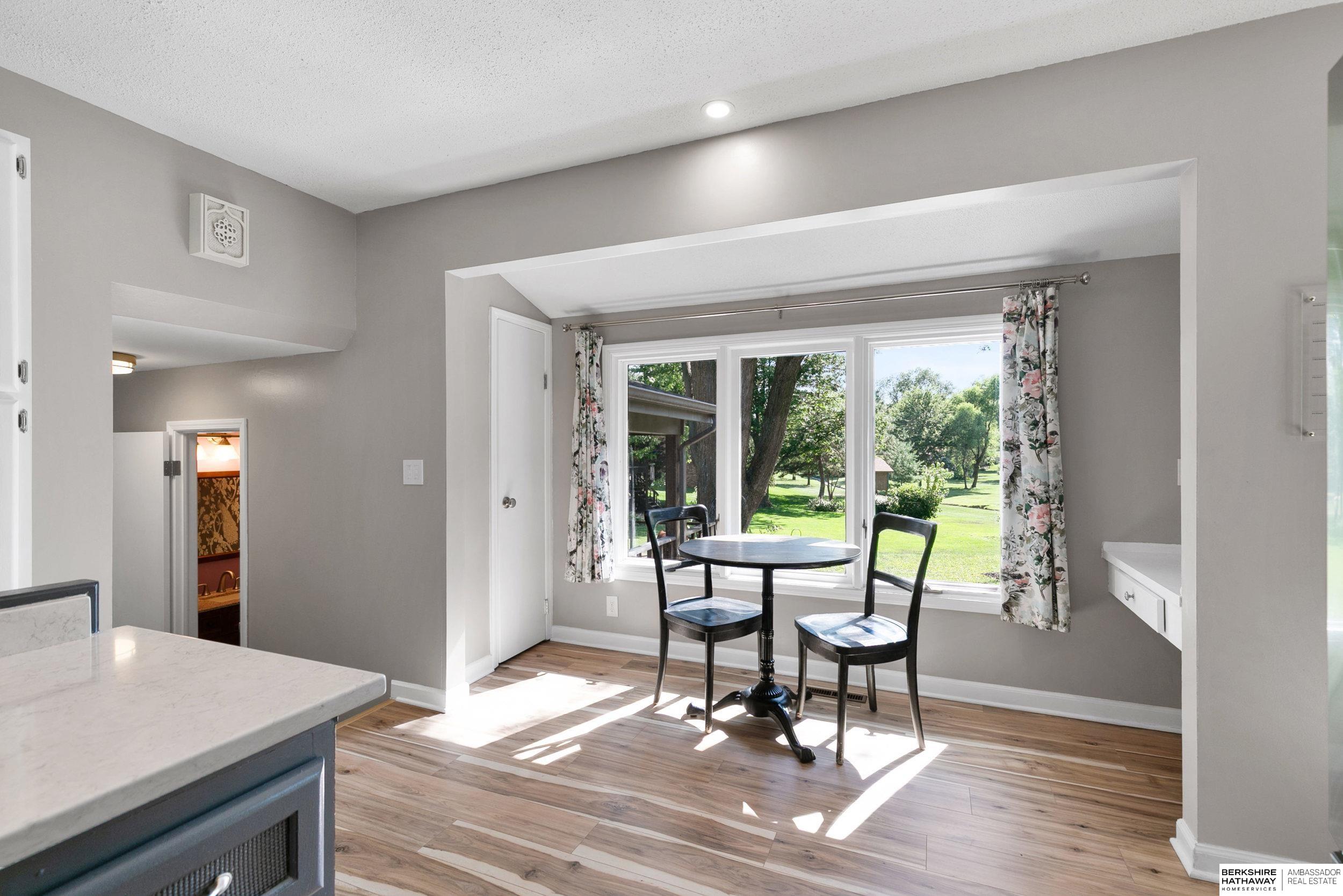 Lincoln, Nebraska 68506, United States, 4 Bedrooms Bedrooms, ,3 BathroomsBathrooms,Residential,Active,172851