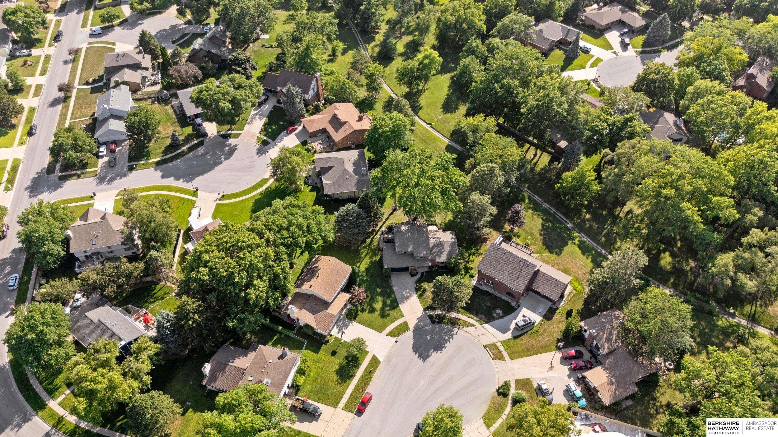 Lincoln, Nebraska 68506, United States, 4 Bedrooms Bedrooms, ,3 BathroomsBathrooms,Residential,Active,172851