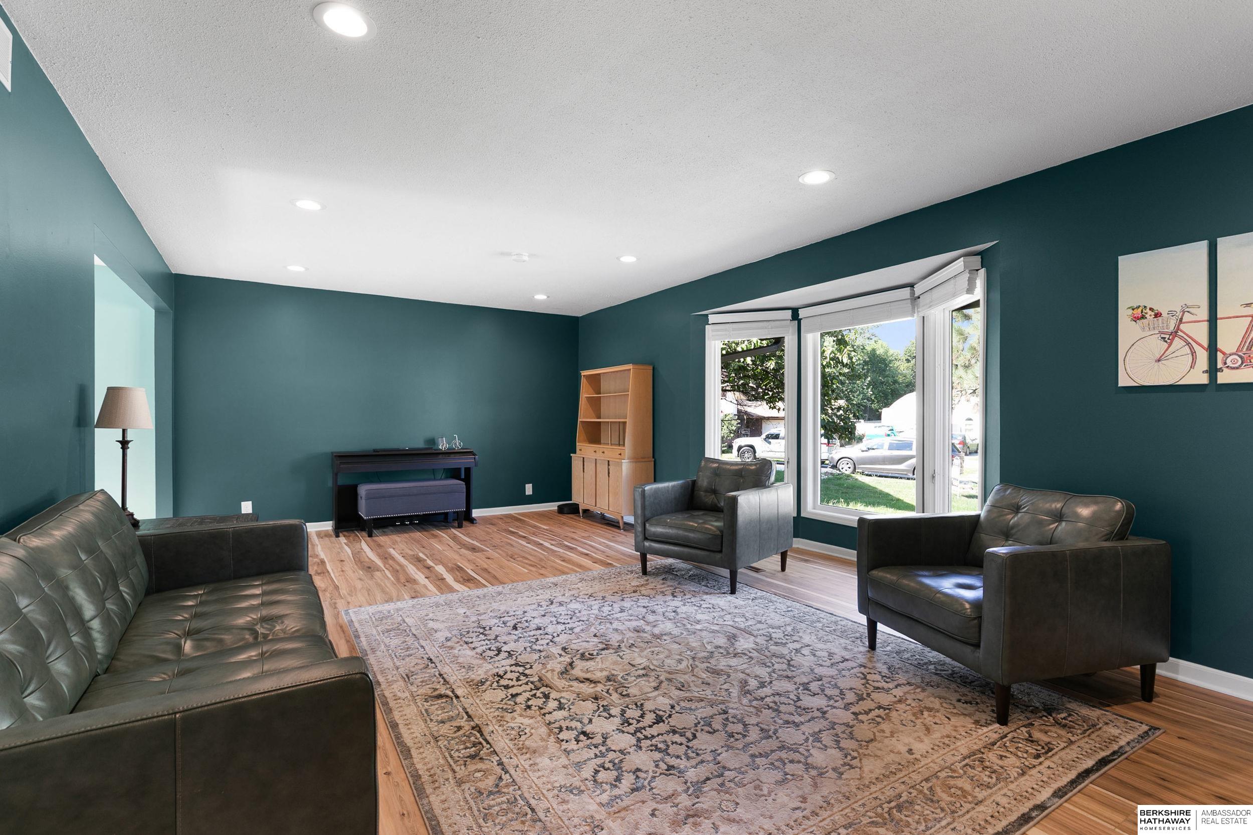 Lincoln, Nebraska 68506, United States, 4 Bedrooms Bedrooms, ,3 BathroomsBathrooms,Residential,Active,172851