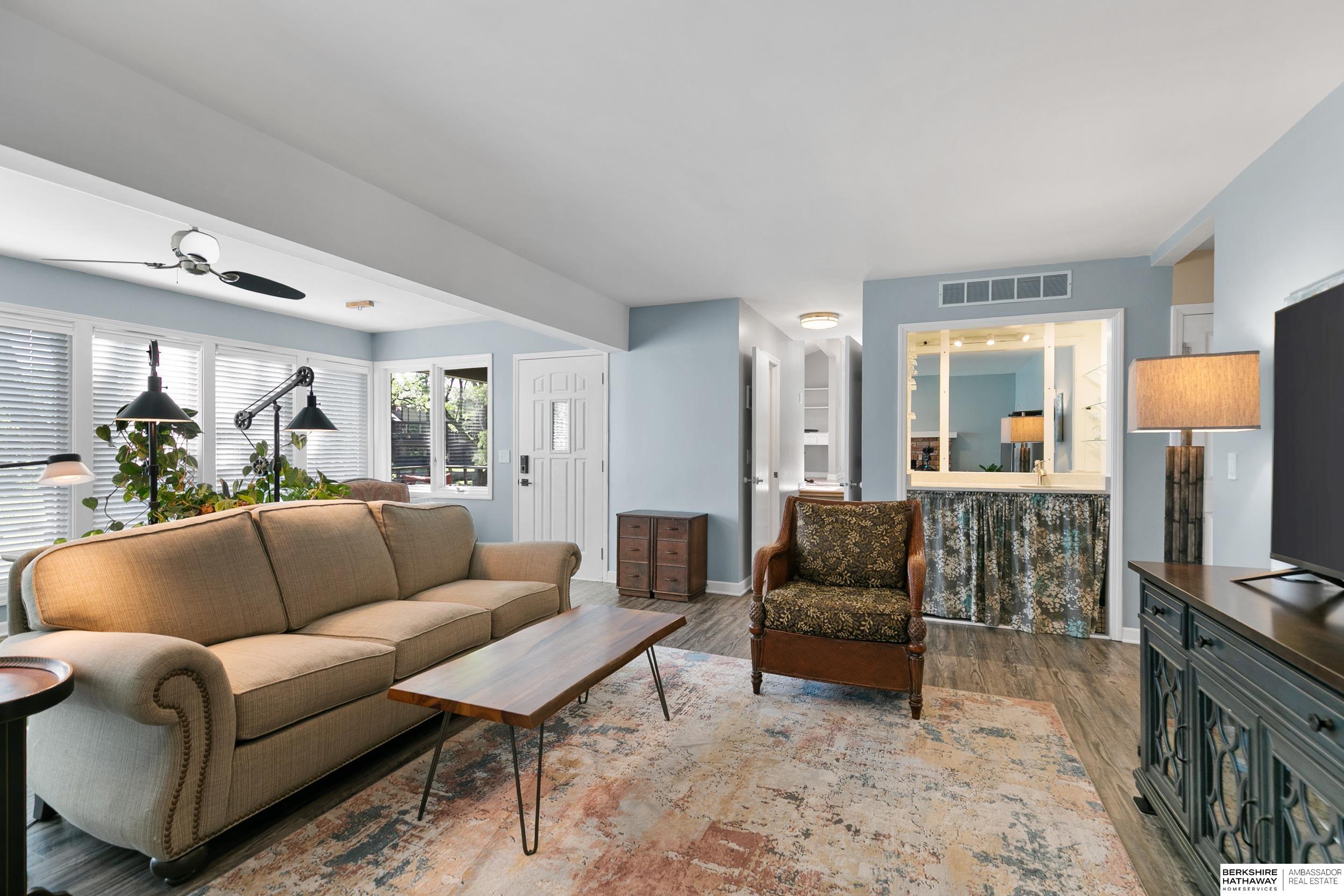 Lincoln, Nebraska 68506, United States, 4 Bedrooms Bedrooms, ,3 BathroomsBathrooms,Residential,Active,172851