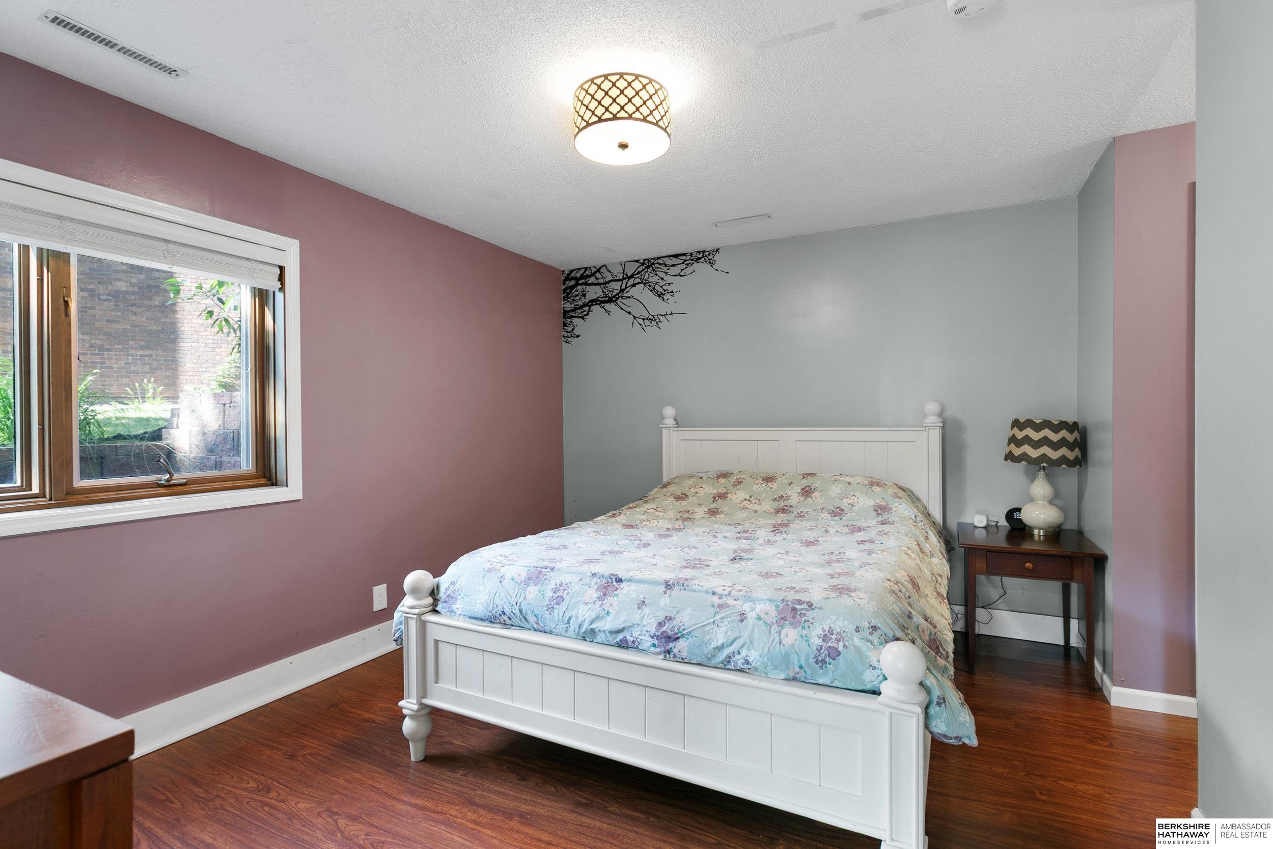 Lincoln, Nebraska 68506, United States, 4 Bedrooms Bedrooms, ,3 BathroomsBathrooms,Residential,Active,172851