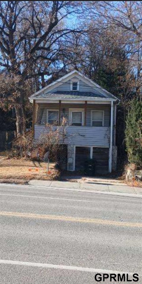 Photo of 1940 S 13 Street, Omaha, NE 68108 (MLS # 22535515)