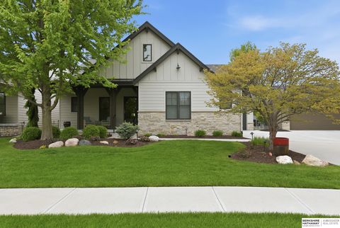Photo of 21993 Brookside Avenue, Elkhorn, NE 68022 (MLS # 22611305)