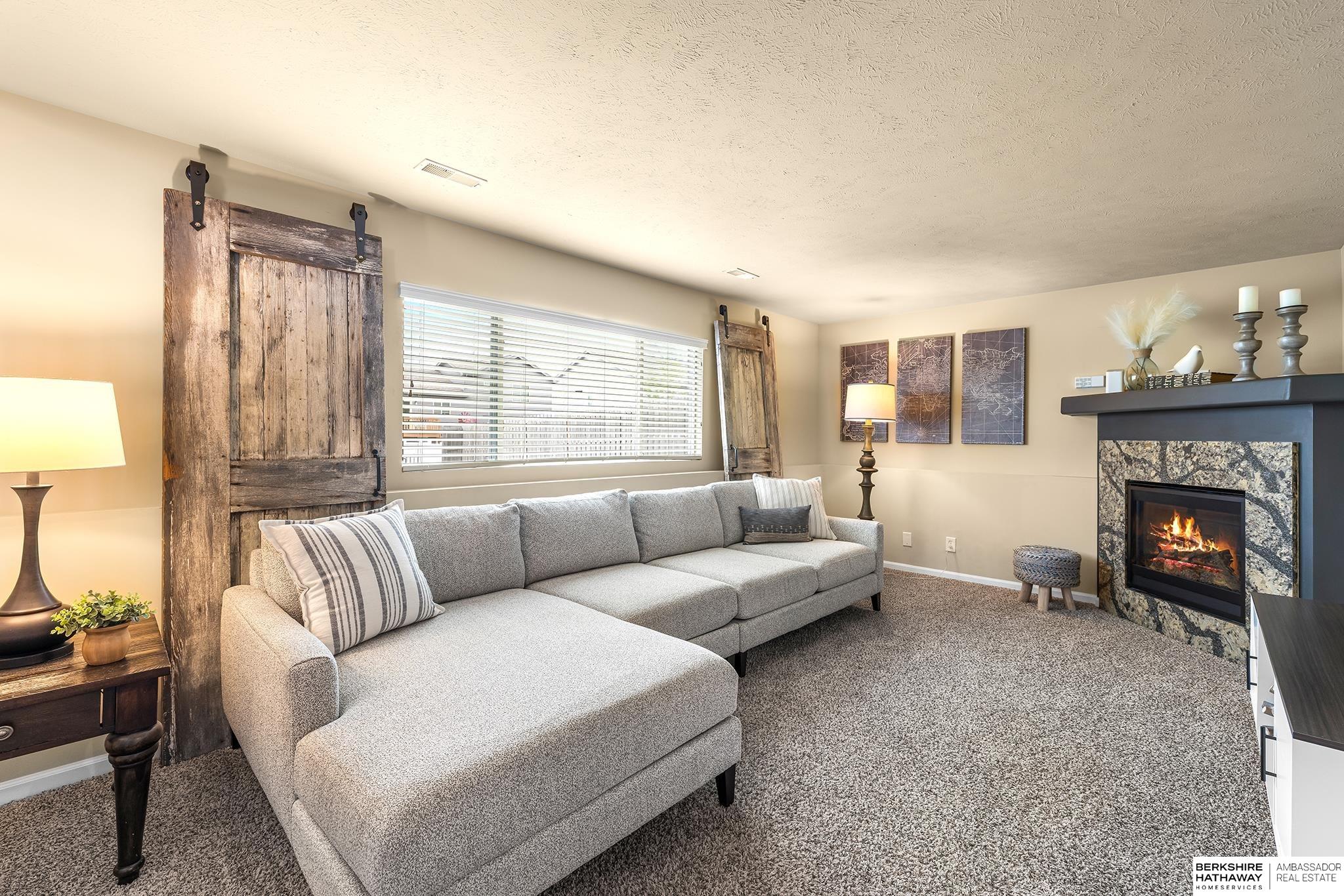 Omaha, Nebraska 68136, United States, 3 Bedrooms Bedrooms, ,2 BathroomsBathrooms,Residential,Pending,122253