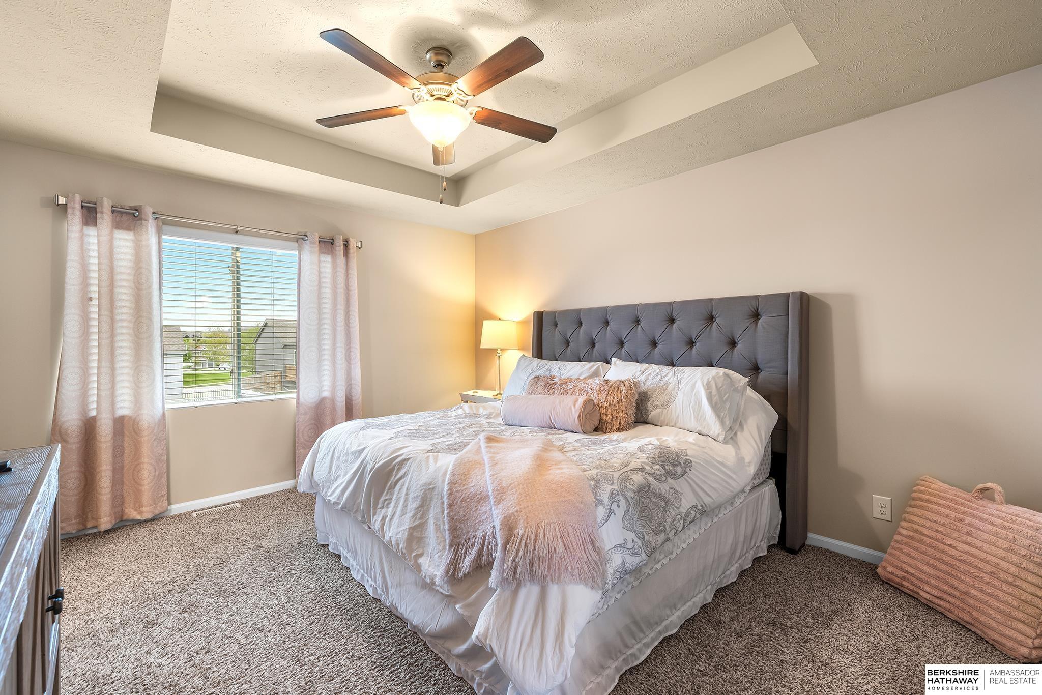 Omaha, Nebraska 68136, United States, 3 Bedrooms Bedrooms, ,2 BathroomsBathrooms,Residential,Pending,122253