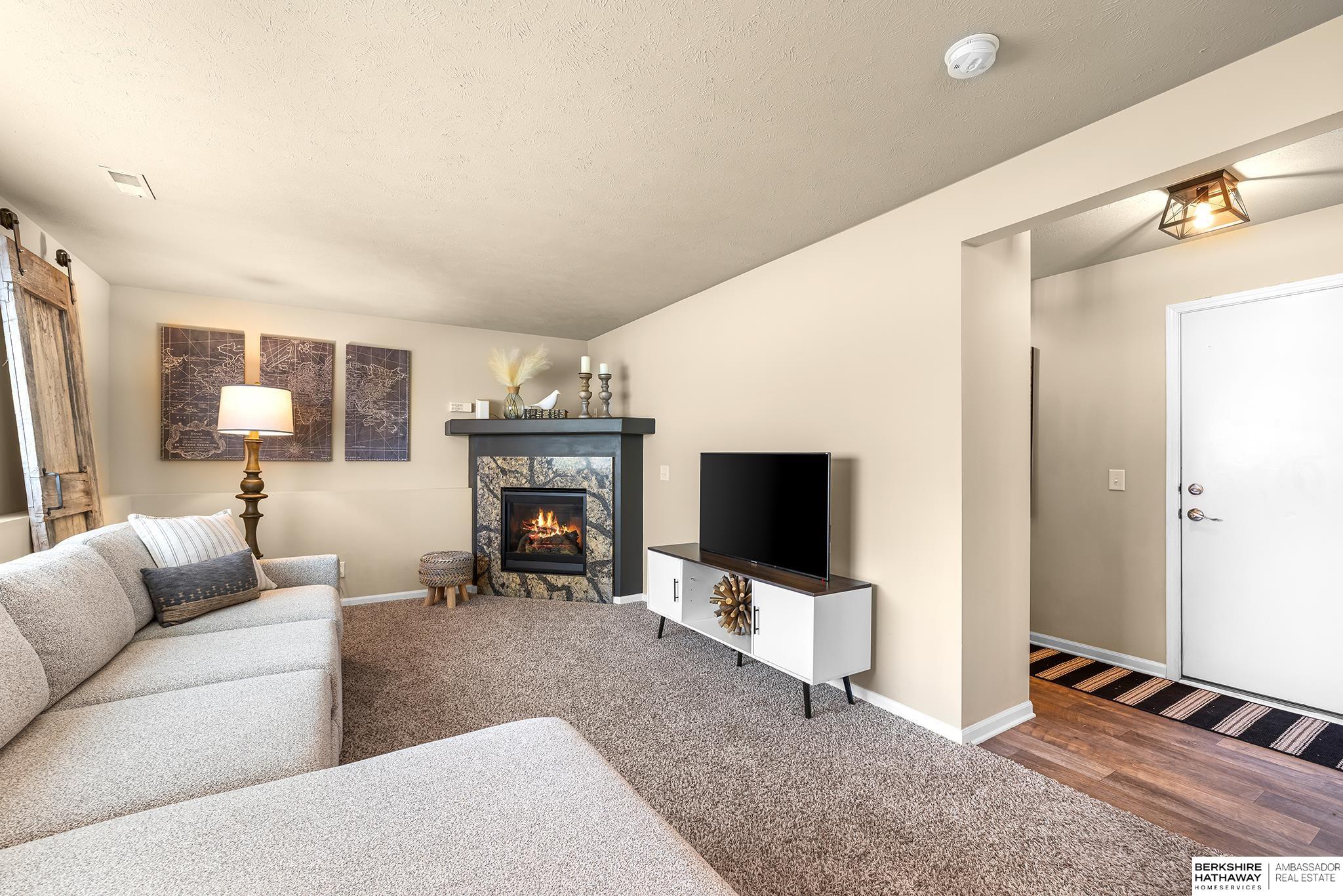 Omaha, Nebraska 68136, United States, 3 Bedrooms Bedrooms, ,2 BathroomsBathrooms,Residential,Pending,122253