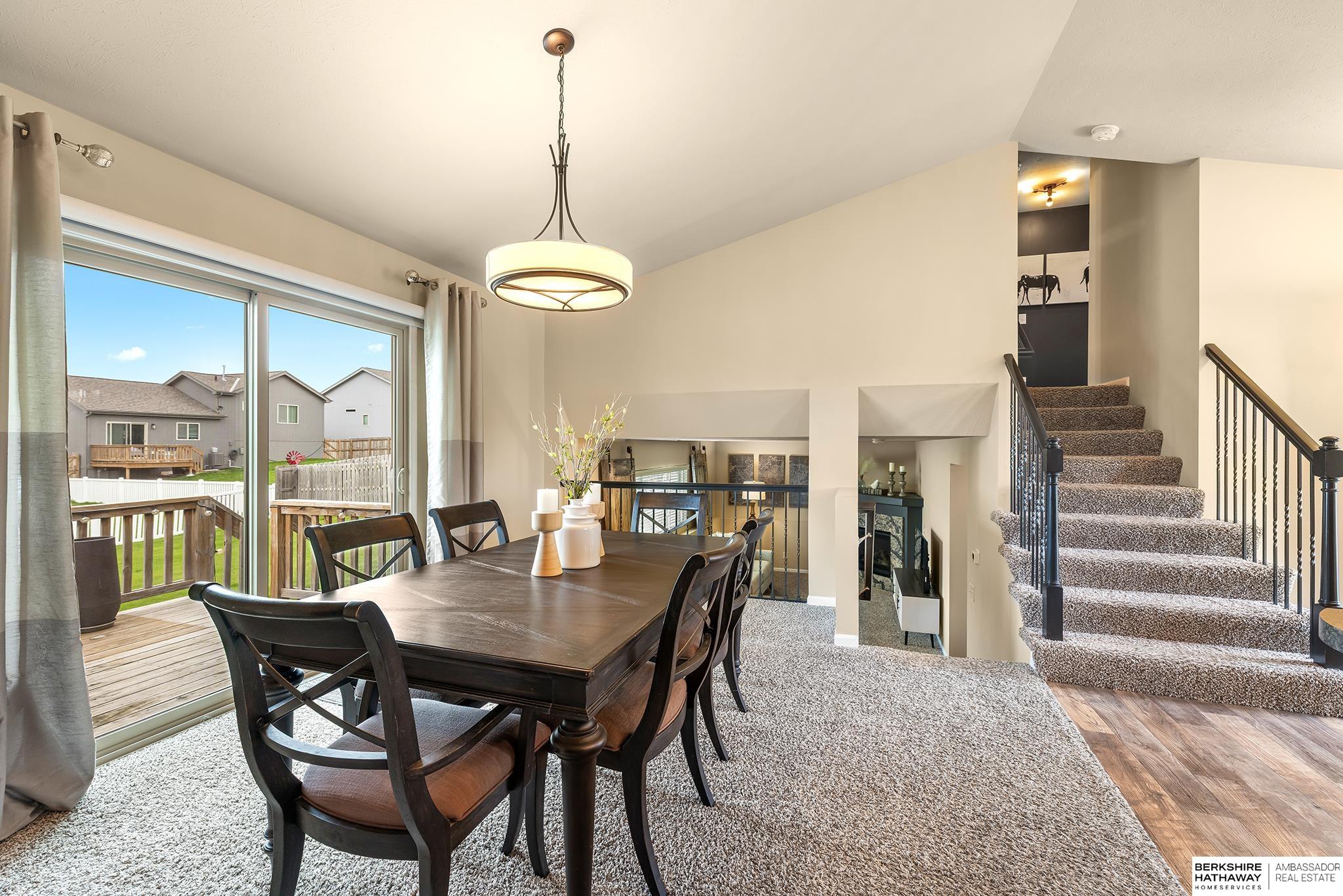 Omaha, Nebraska 68136, United States, 3 Bedrooms Bedrooms, ,2 BathroomsBathrooms,Residential,Pending,122253